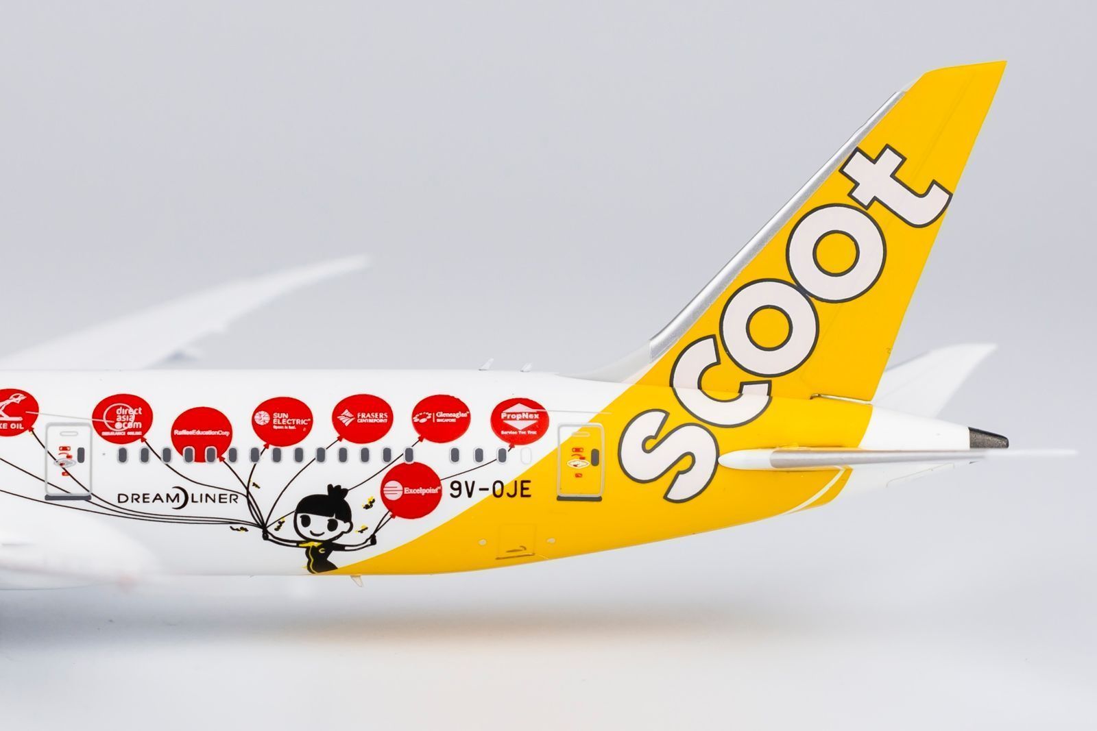 スクート 787-9