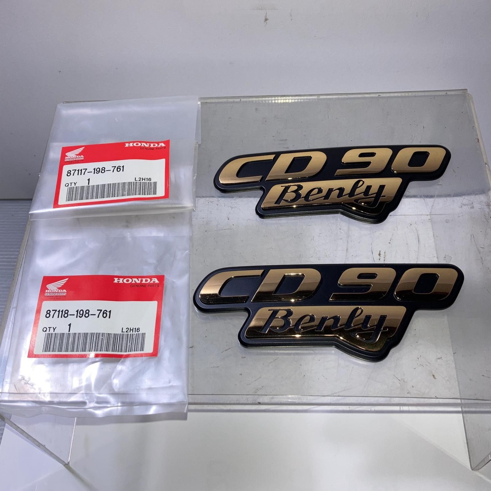 HONDA CD90 ベンリィー HA03 純正 サイドカバー エンブレム左右セット BENLY (C-24-1029-4)