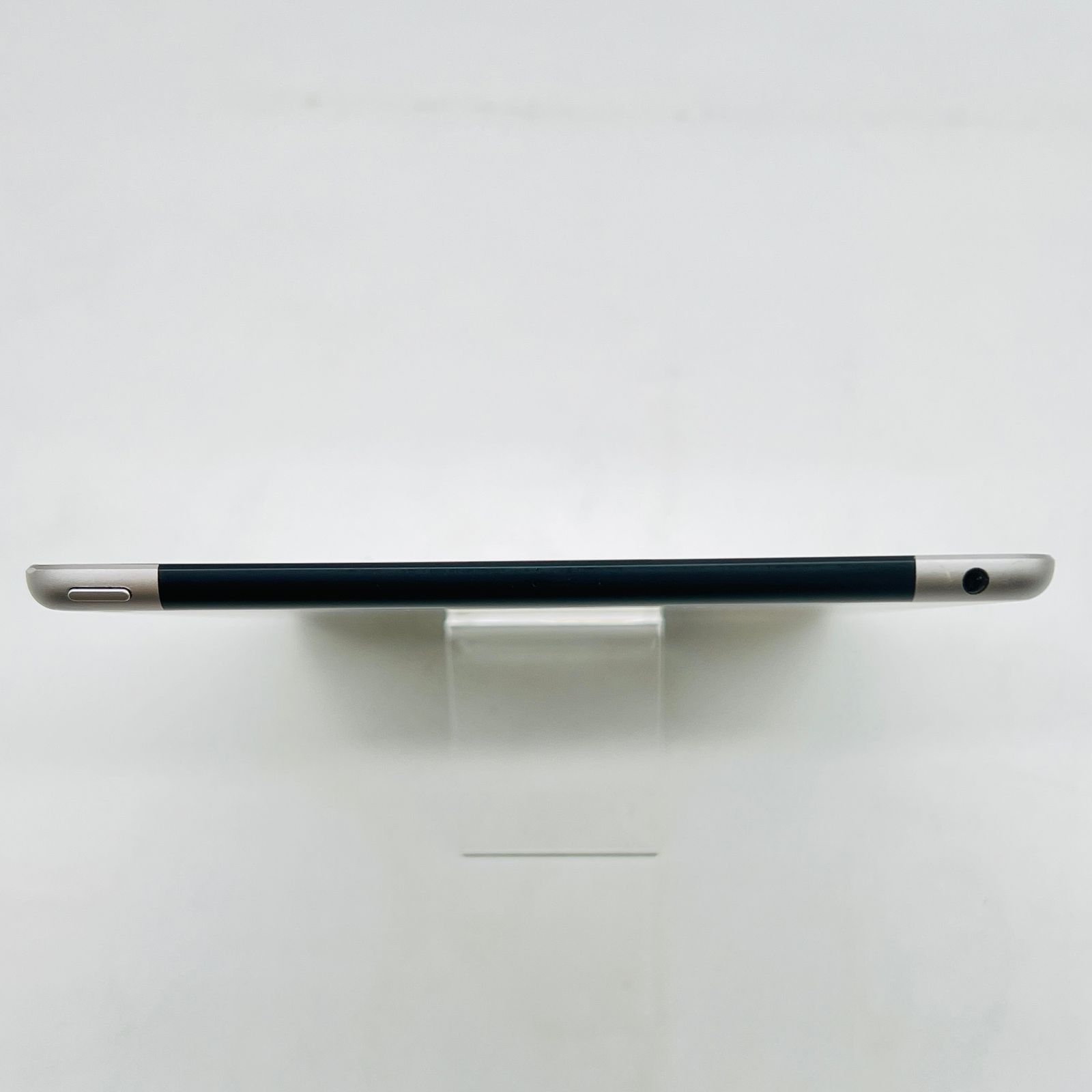 docomo iPad 第6世代 Wi-Fi+Cellularモデル 32GB スペースグレイ