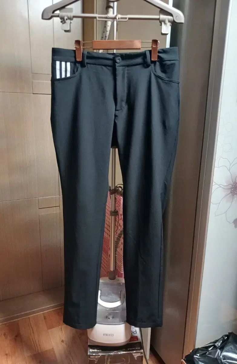 メンズ adidas(アディダス) パンツ （ 34 インチ)