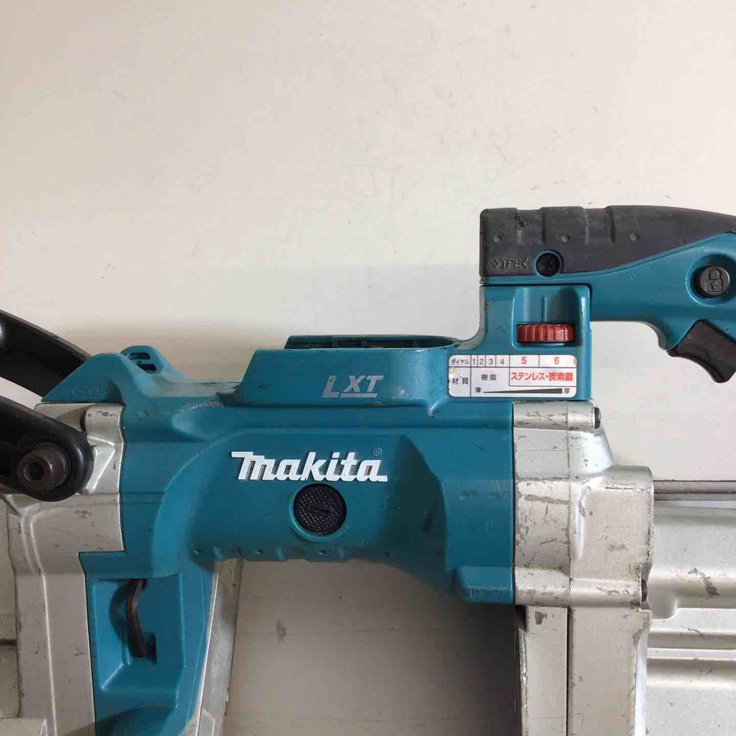 人気満点商品再入荷! マキタ makita コードレスバンドソー PB180DZ 戸田店