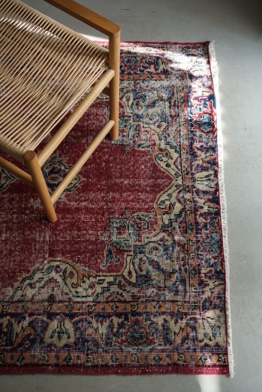 ヴィンテージラグ トルコ イスパルタ ワインレッド 1970年代 207