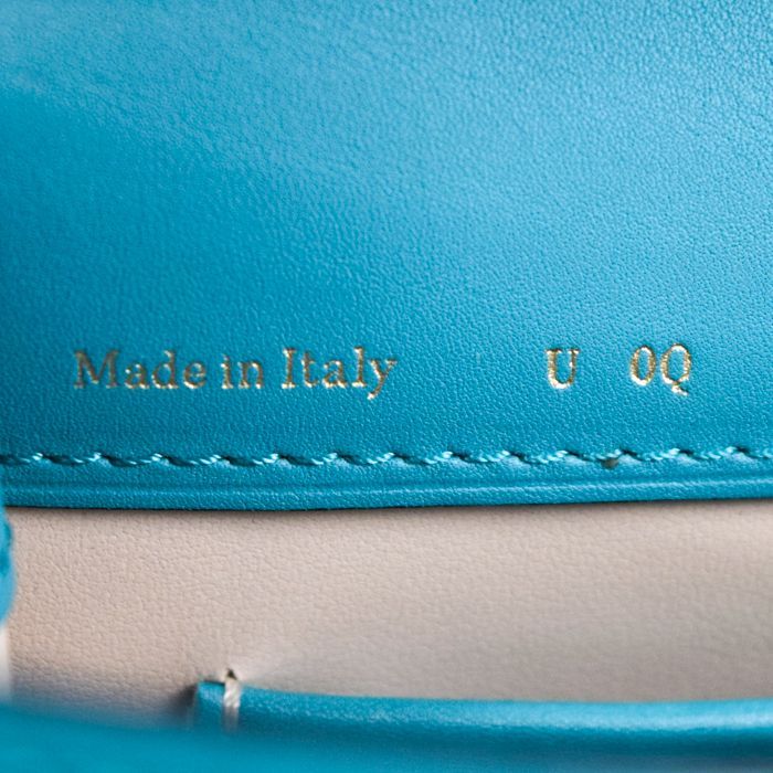 ヴァレクストラ Valextra ミニ イジィデ ソフトカーフスキン (レザー