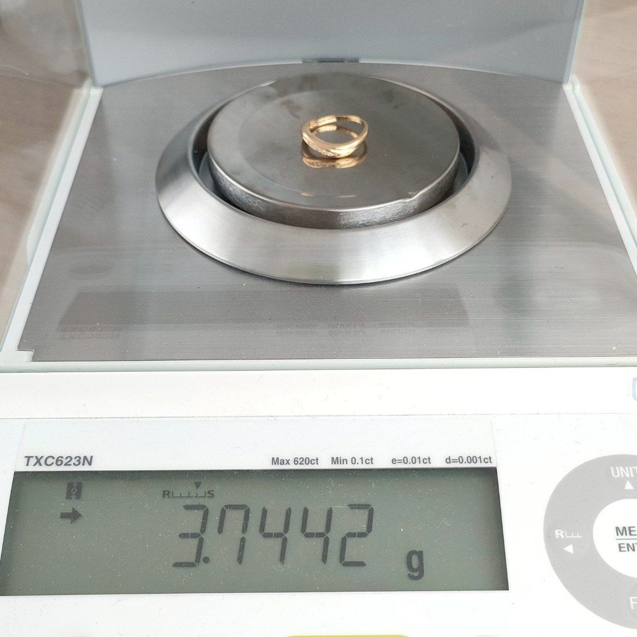 3.74g