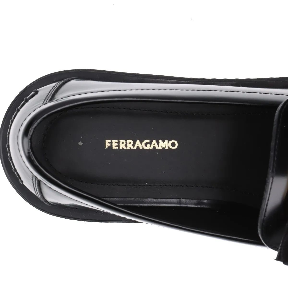 サルヴァトーレフェラガモ ヴァラリボン ローファー レザー 黒 金具 Salvatore Ferragamo - フェラガモ ローファー (26.0cm