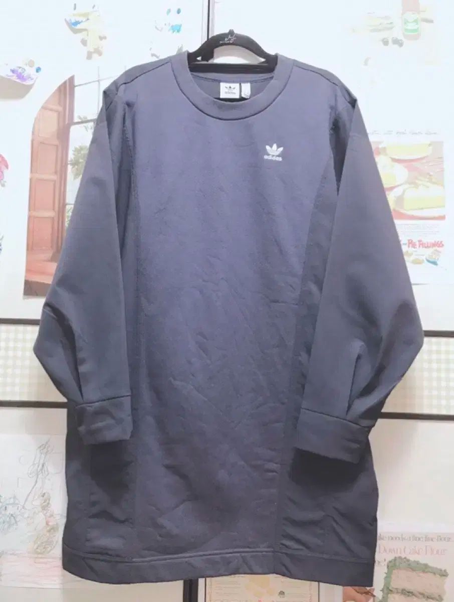 adidas アディダス