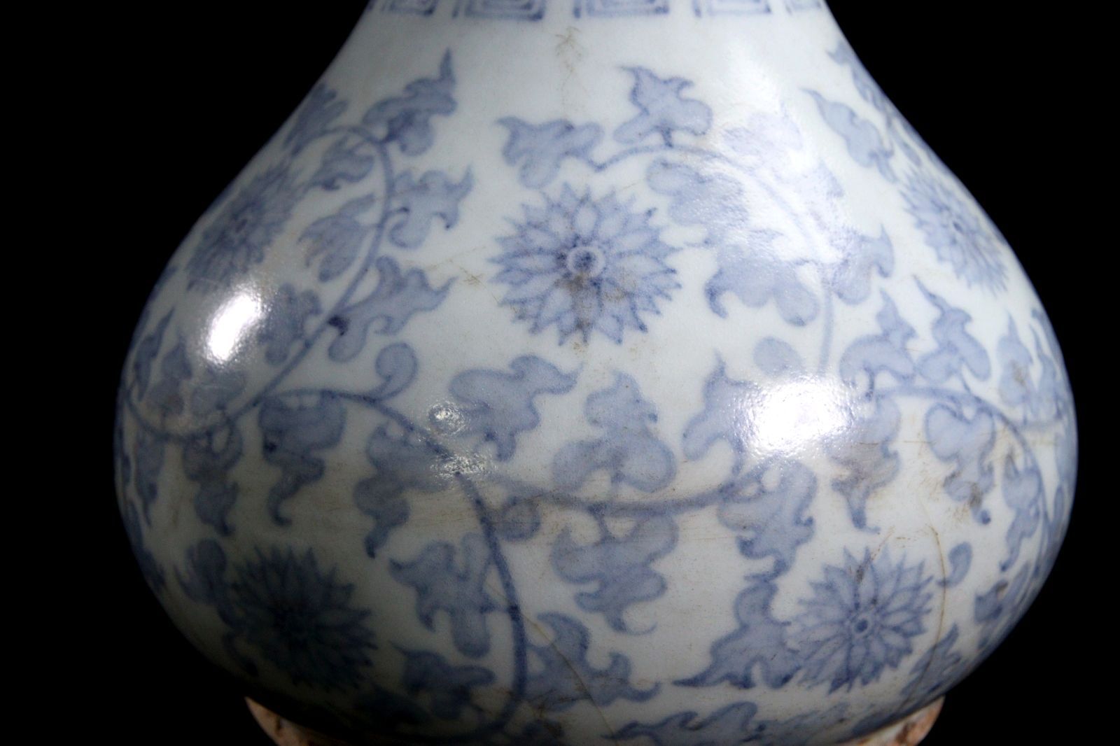 李朝時代 白磁製 蔓草花文染付花瓶 26cm 朝鮮古陶 唐