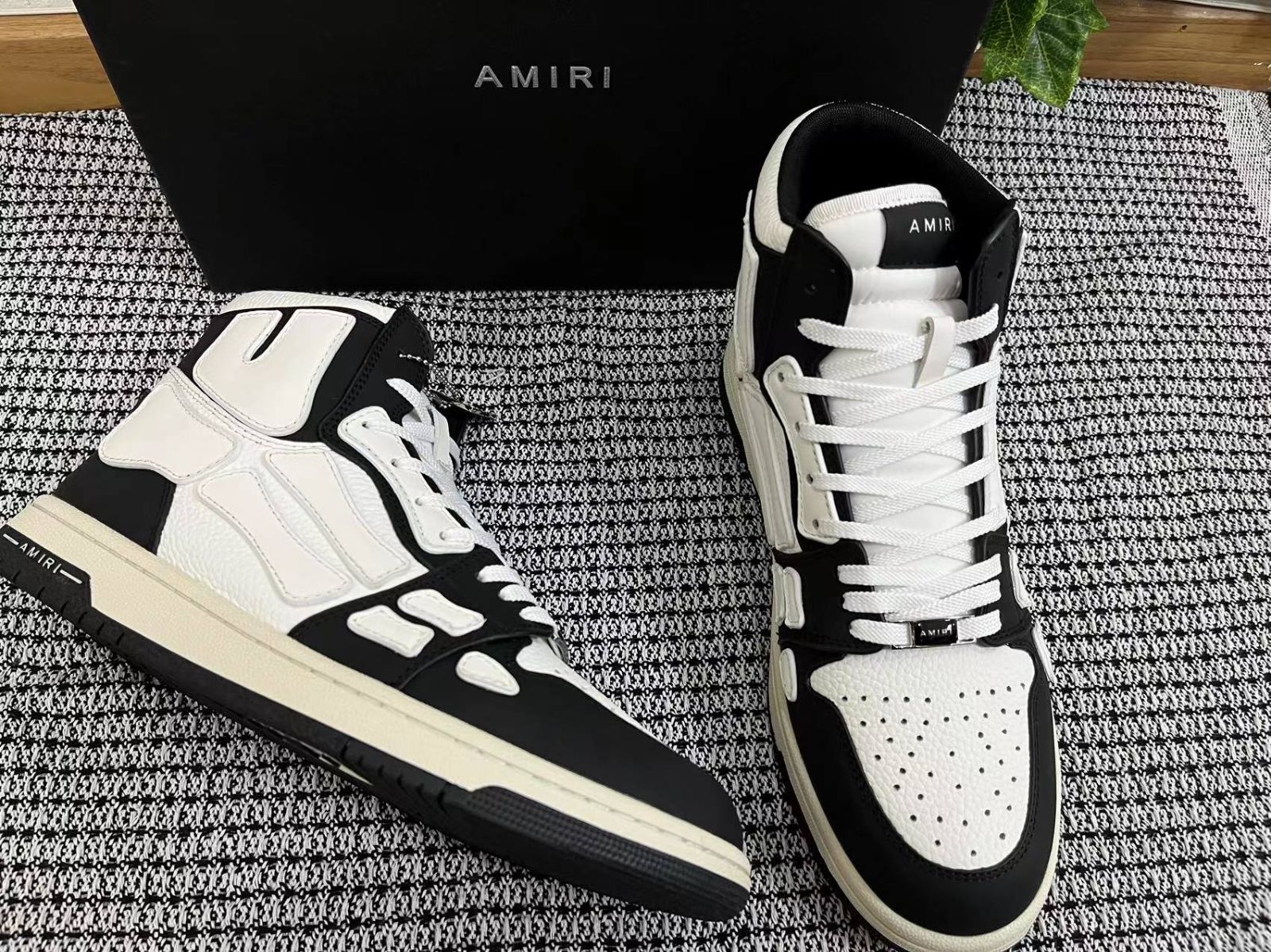 AMIRI アミリ SKEL TOP HI スニーカー