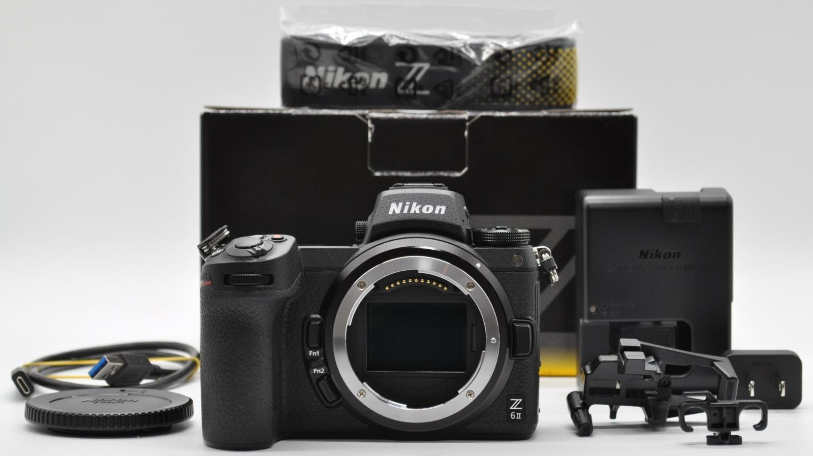 極上美品!!＞ Nikon ニコン Z6II ボディ ※ショット数、7065