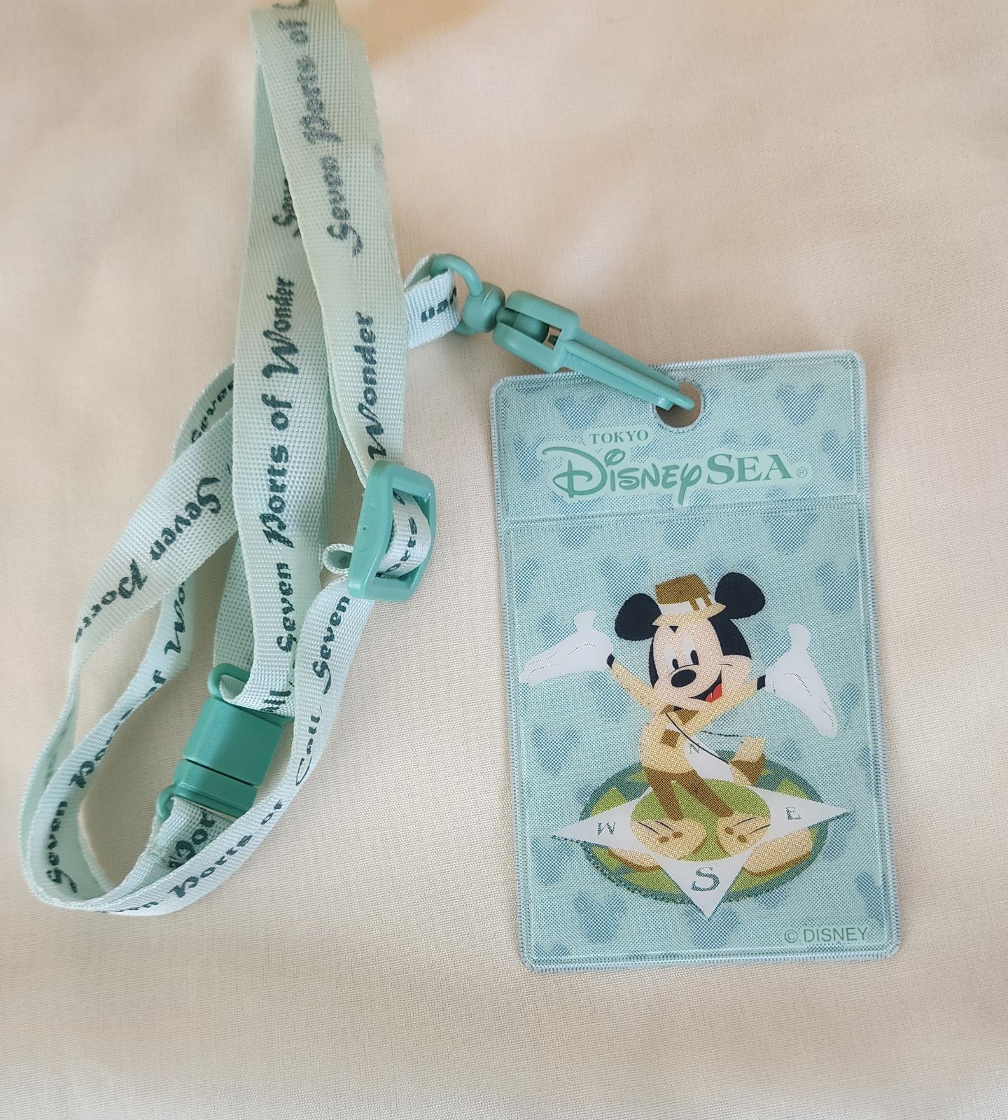 東京ディズニーシー限定 ストラップホルダー とミッキー