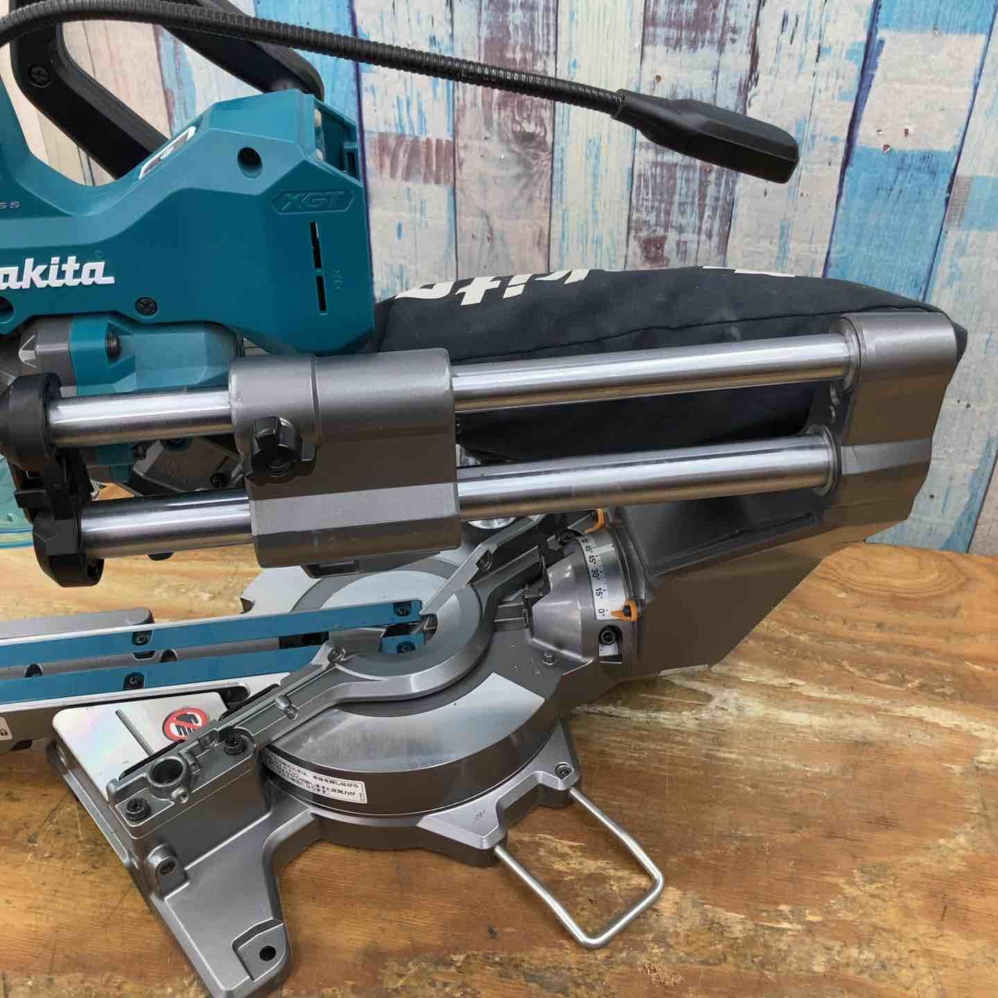 中古品】☆マキタ(makita) コードレススライドマルノコ LS008GZ
