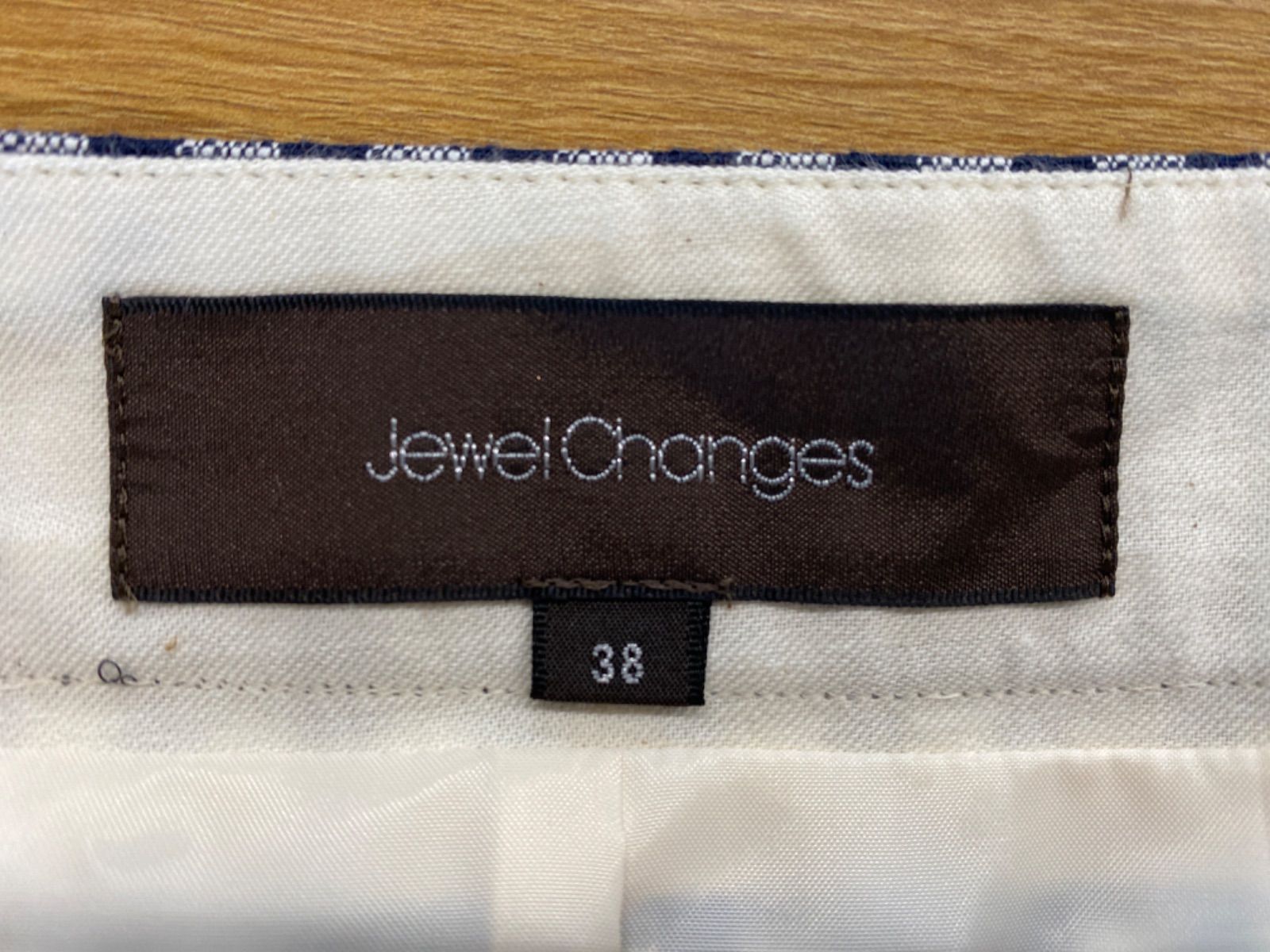 nr166⚫︎Jewel Changes⚫︎ジュエルチェンジズ⚫︎ユナイテッドアローズ⚫︎タイトスカート⚫︎チェック⚫︎size38⚫︎白×紺