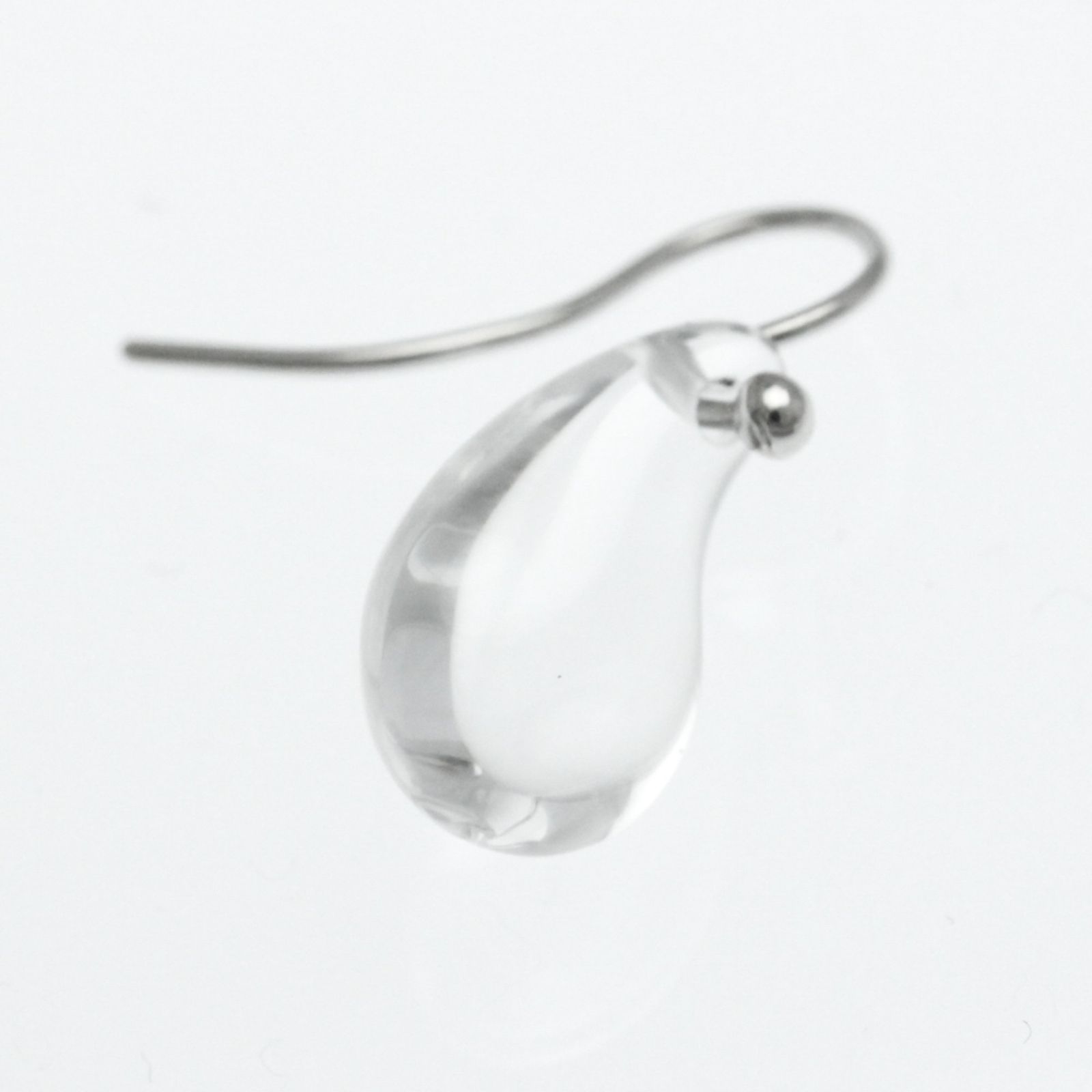 ティファニー(Tiffany) ティアドロップ クリスタル ピアス
