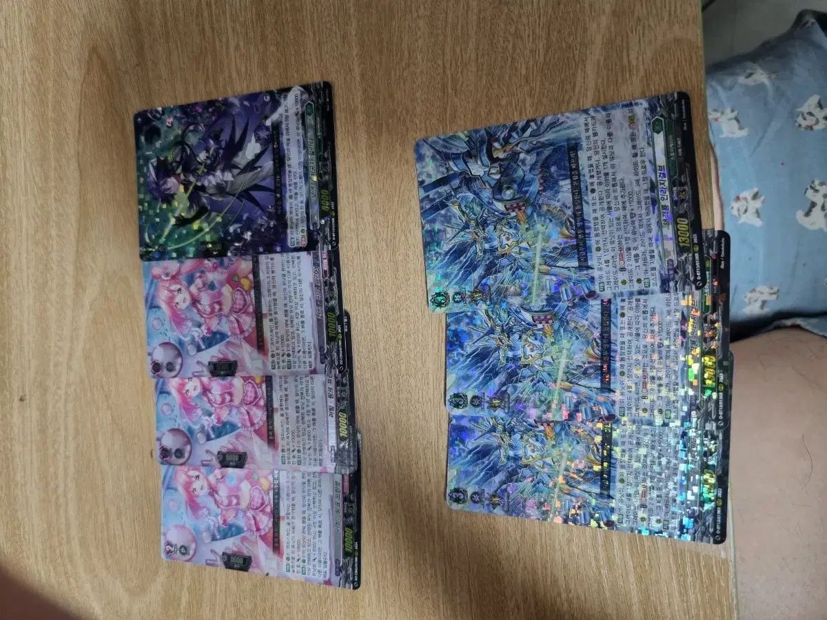 ヴァンガードのカード売ります。