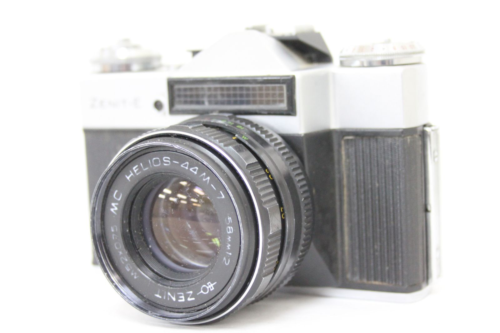 一眼レフ　ＺＥＮＩＴ－Ｅ　ＭＡＤＥ　ＩＮ　ＵＳＳＲ　　ヘリオス５８ｍｍ　１：２レンズ付 ヴィンテージZenit-ET一眼レフフィルムカメラ：Helios 44-2 2&frasl;58mm