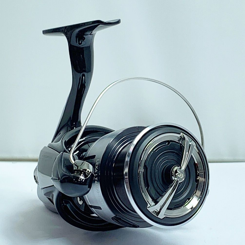 DAIWA ダイワ 23レグザ LT4000-CXH スピニングリール 00061149-