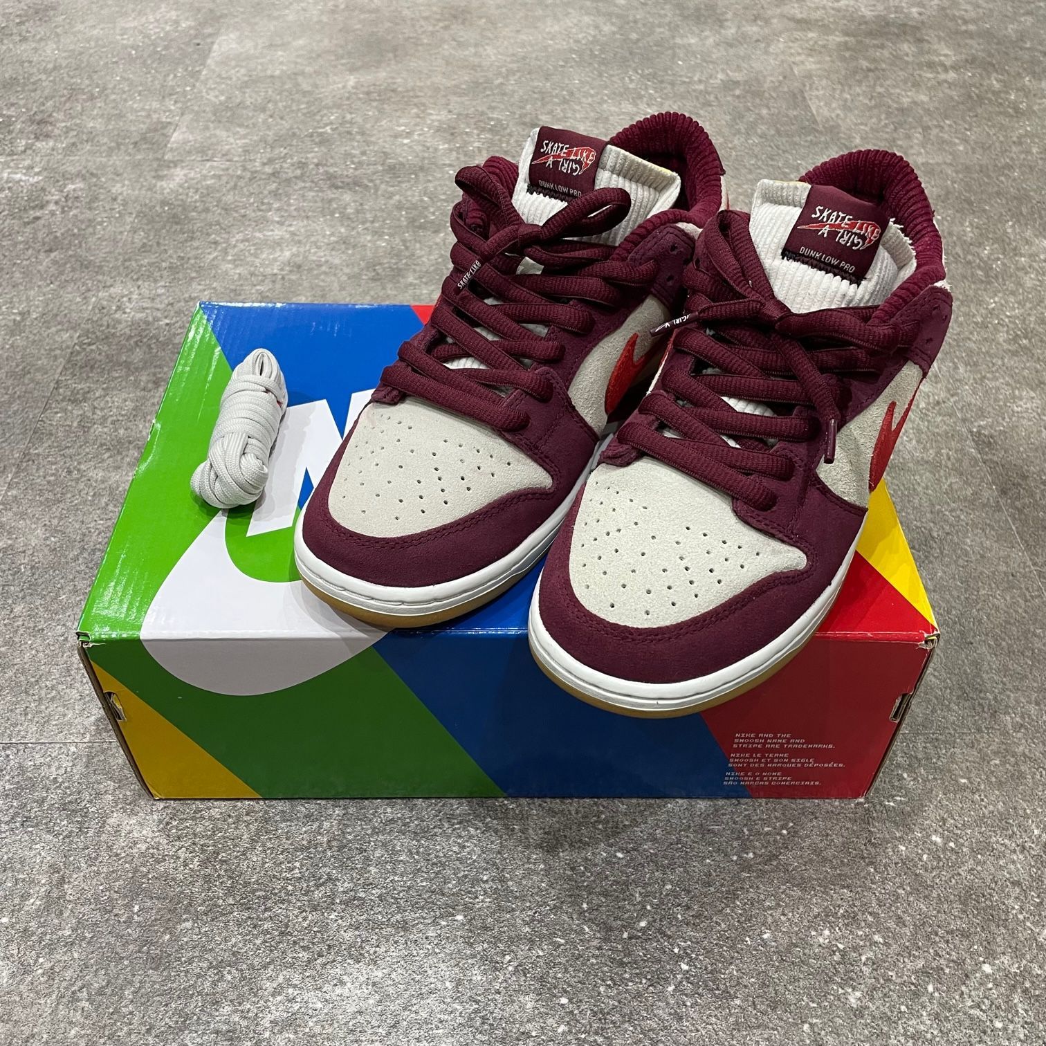 Skate Like a Girl × Nike SB Dunk Low Pro QS DX4589-600 スケート 