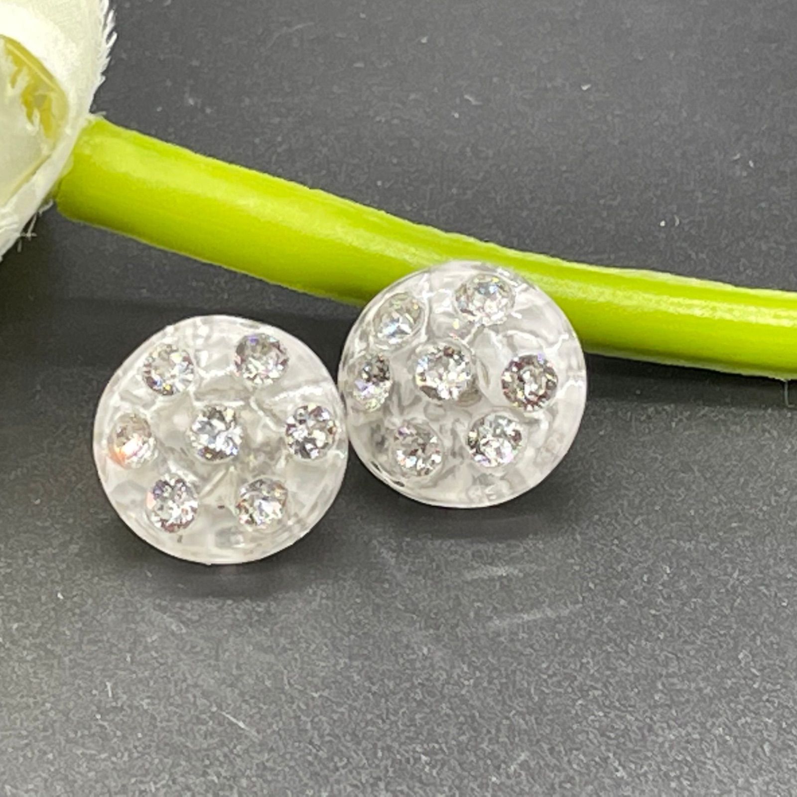 Harraca アラカ ピアス モナークシングルS シルバーホワイト