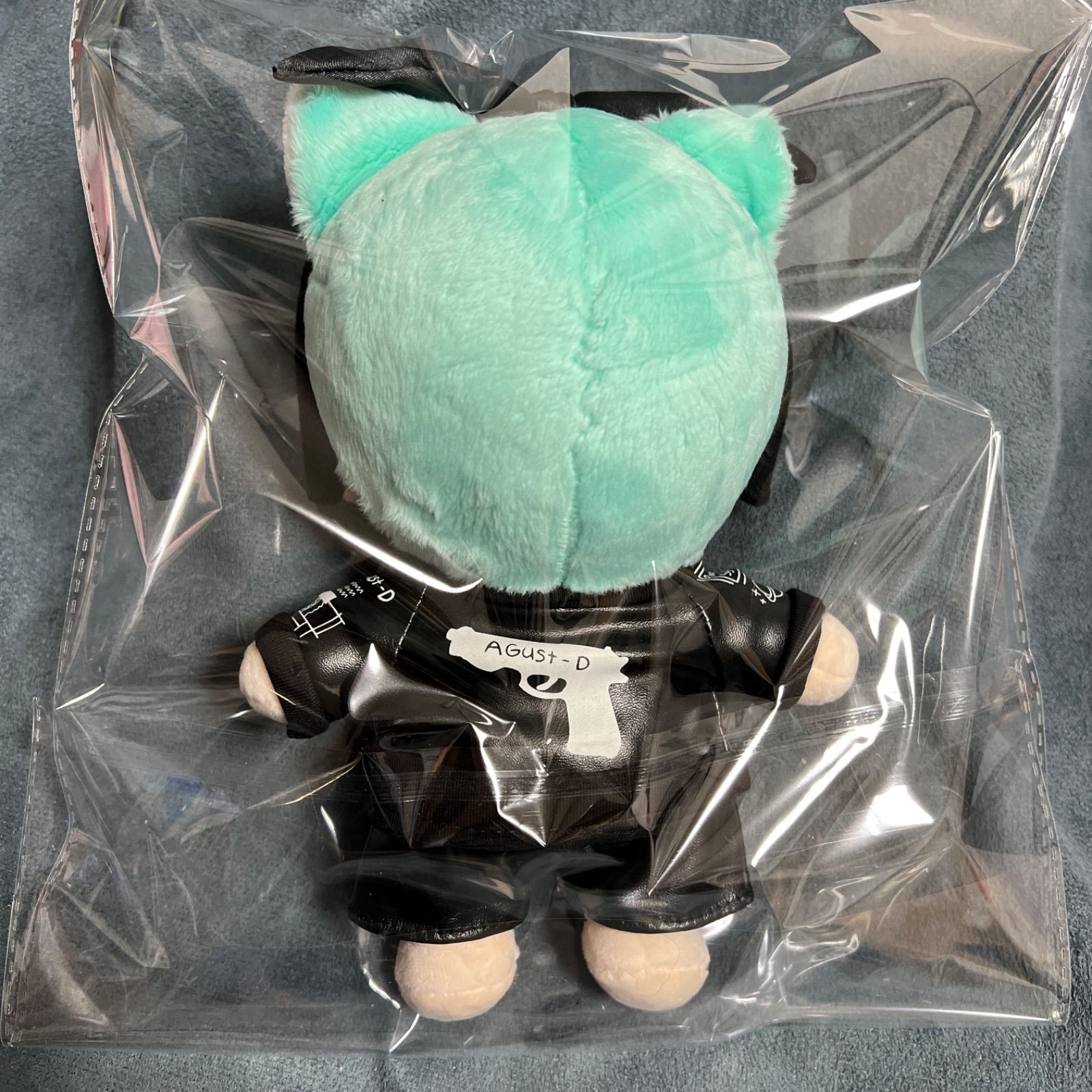 ユンギ　ぬいぐるみ　20cm 新品　マスター　BTS ユンギ ぬいぐるみ 20cm 新品 マスター BTS - メルカリ