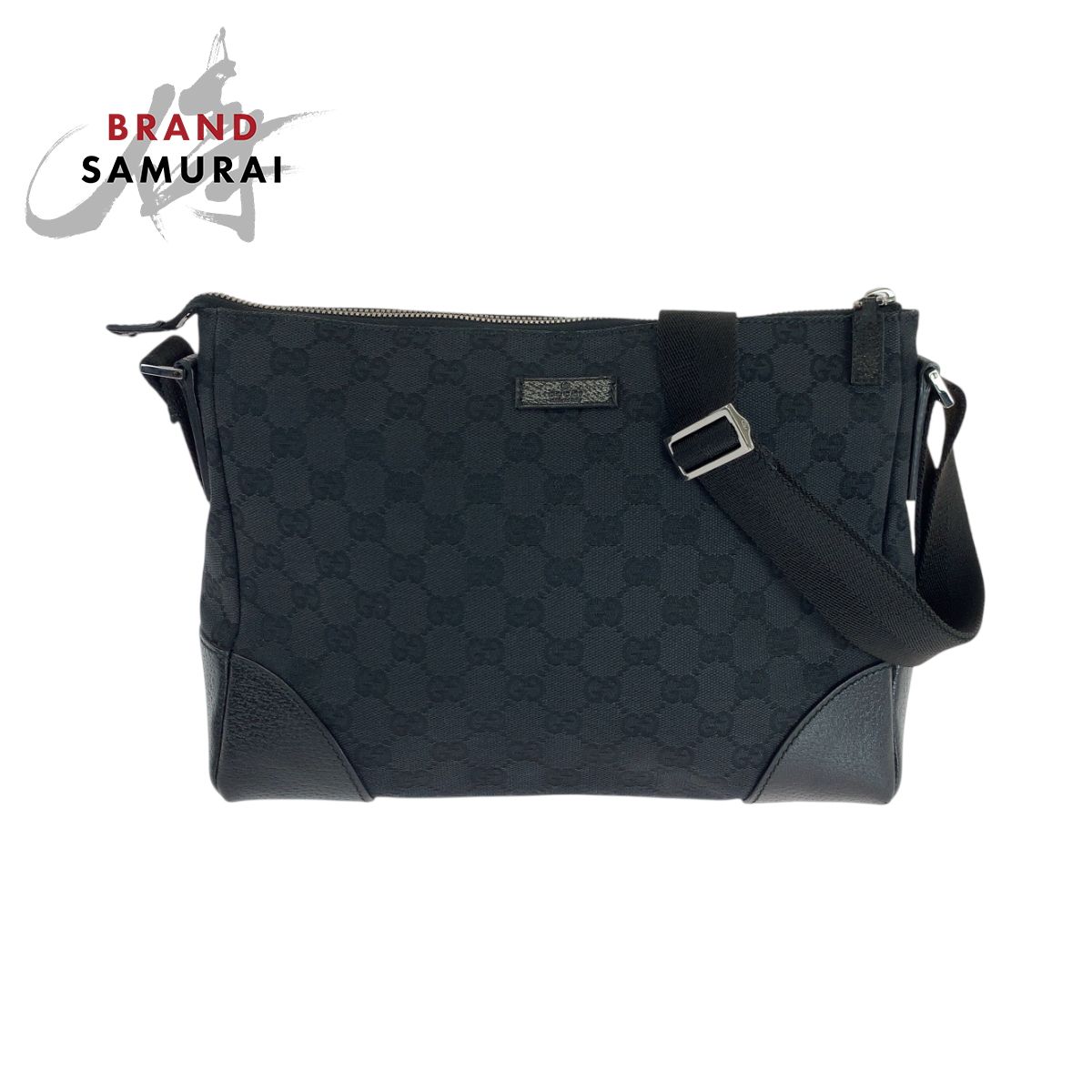 美品 GUCCI グッチ ブラック 黒 シルバー金具 GGキャンバス