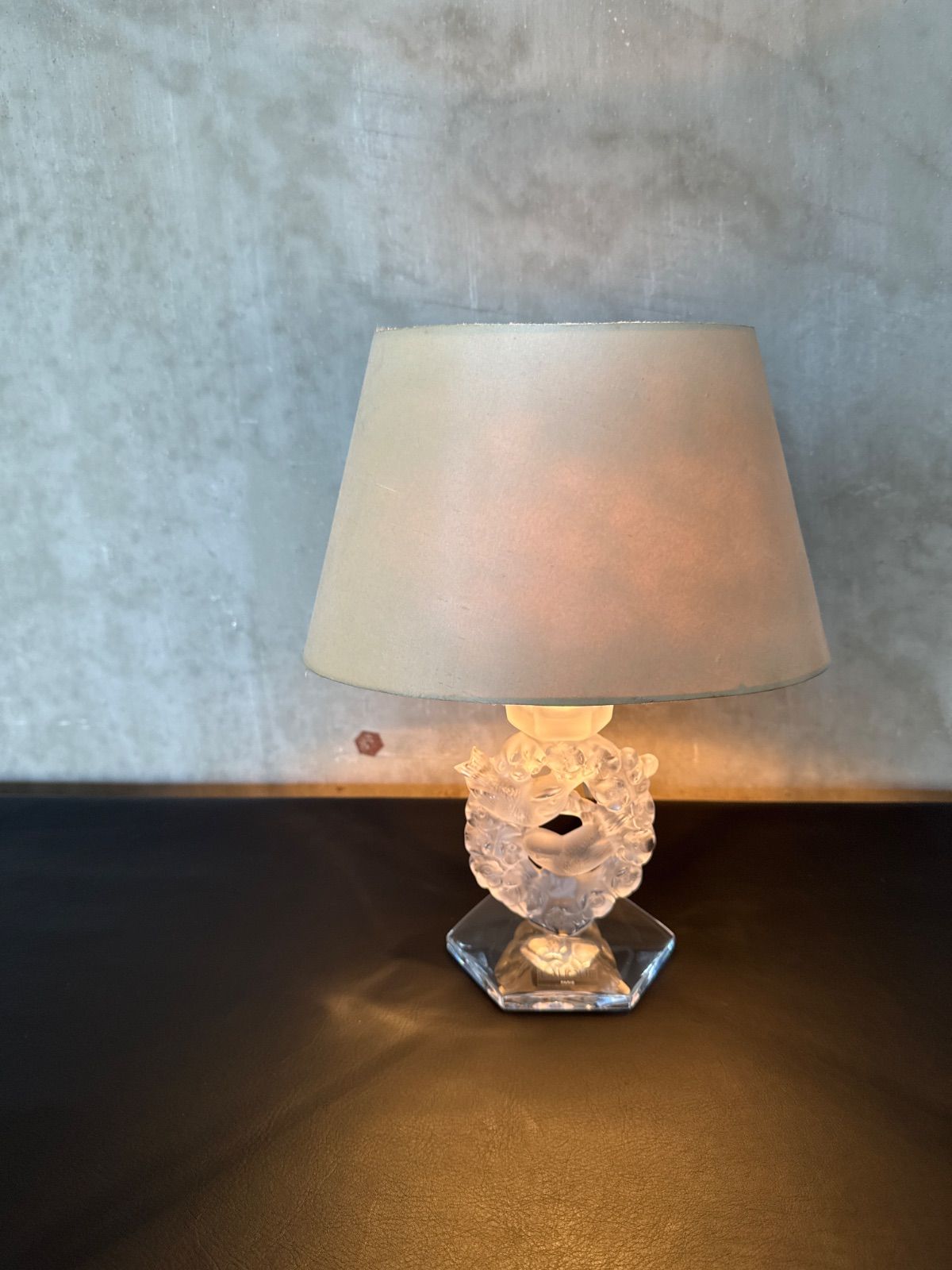○激レア LALIQUE Mésanges ラリック クリスタル テーブルランプ suke 様専用！LALIQUE ラリック 「Mesangeメザンジュ」クリスタル