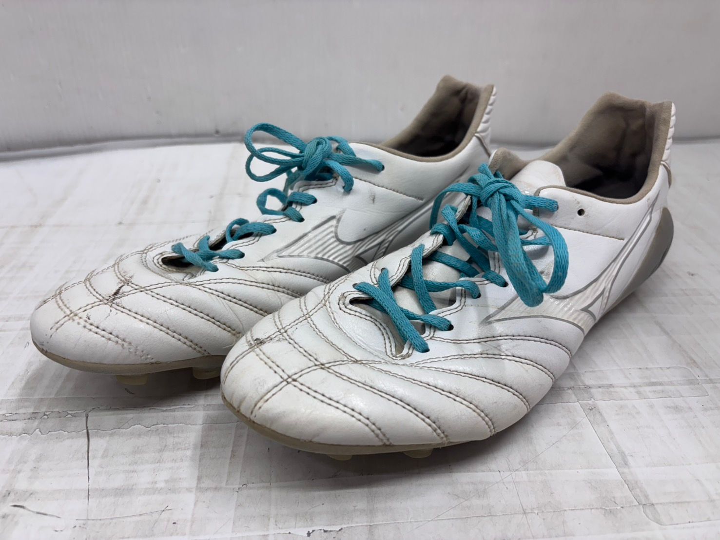新品☆未使用☆ミズノスニーカー　モナルシーダネオ２７．０Mizuno h8370ミズノ モナルシーダネオ2Pro サッカー スパイク 靴 27.5cm