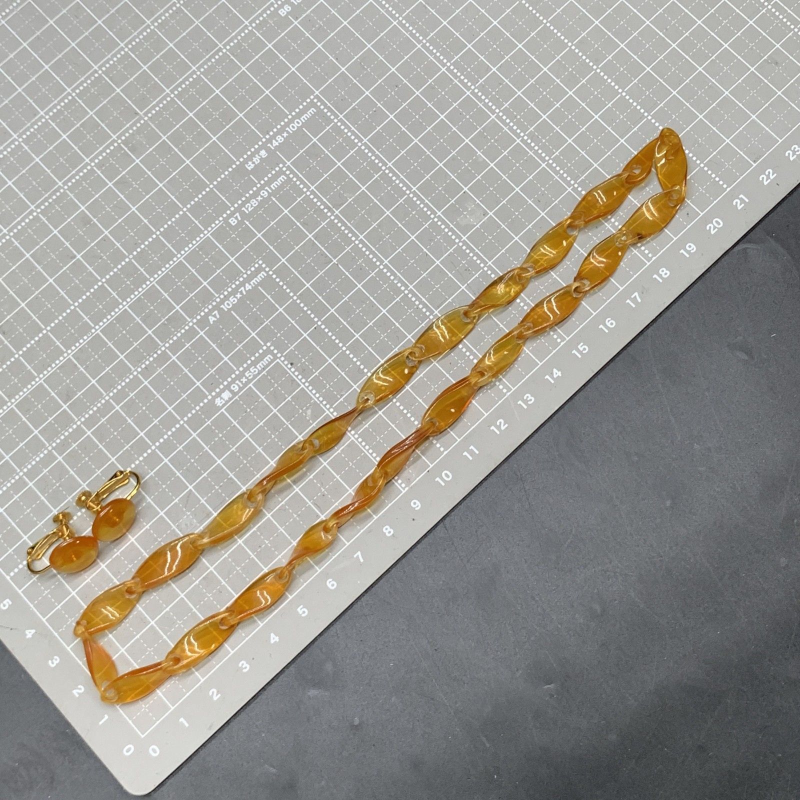 J372 べっ甲柄ネックレス イヤリング 本鼈甲柄 ヴィンテージ レトロ J372 べっ甲柄ネックレス イヤリング 本鼈甲柄 ヴィンテージ レトロ