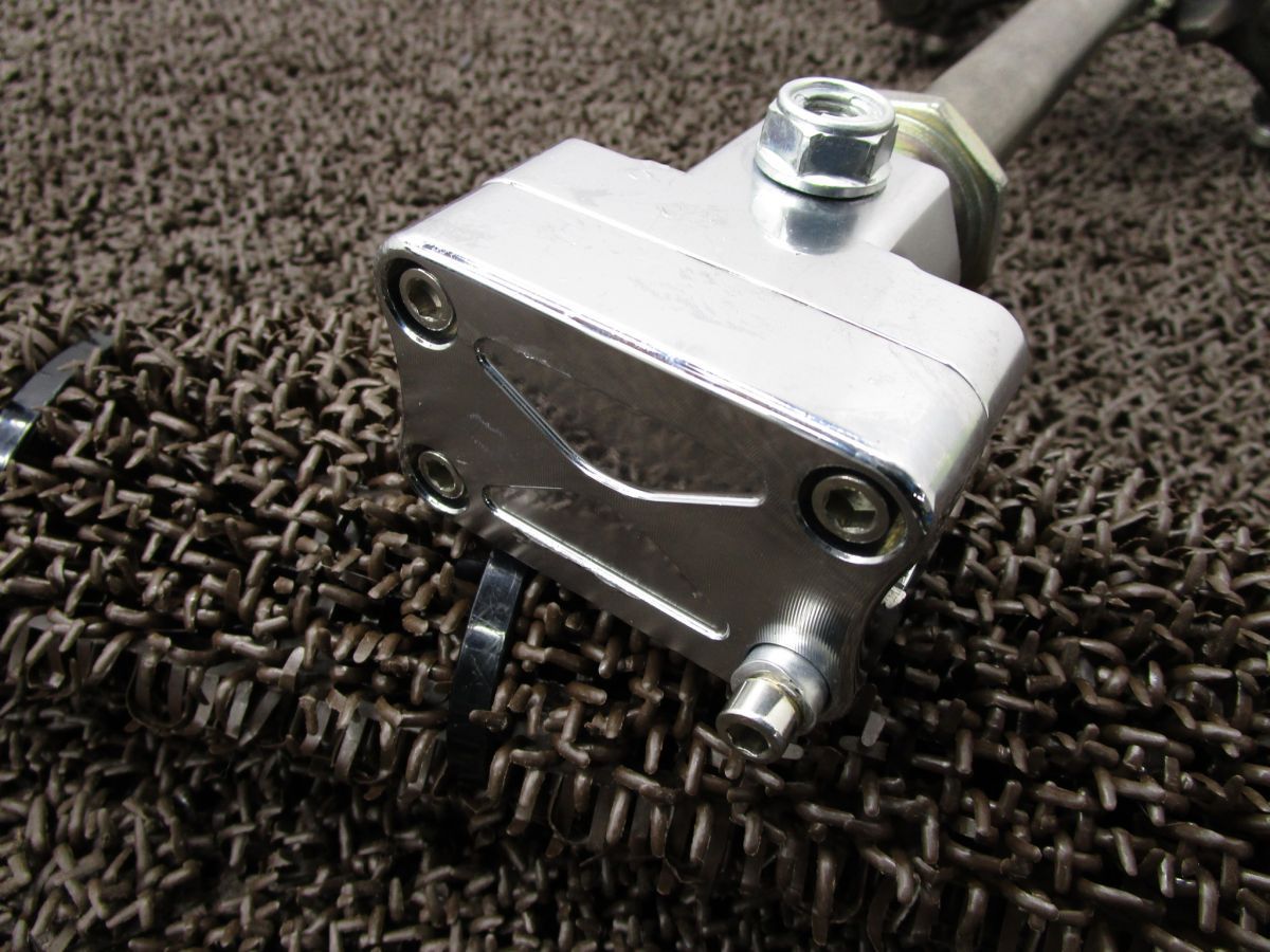 ハンドルポスト