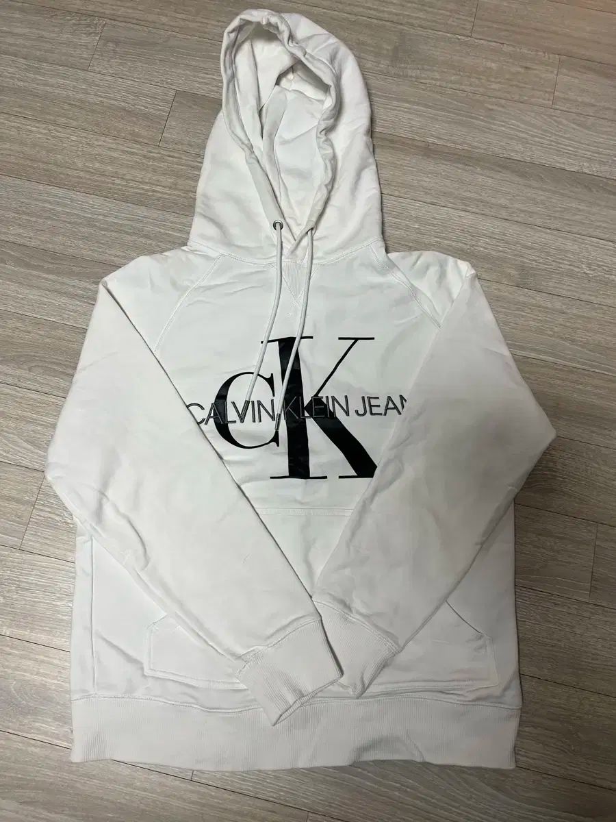 Calvin Klein(カルバ・ンクライン) リラックスフィット モノグラム ロゴ フーディー パーカー
