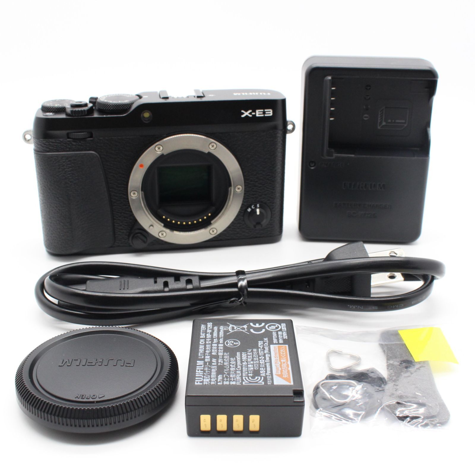 FUJIFILM X-E3 ボディ ブラック ショット数7118回 - メルカリ