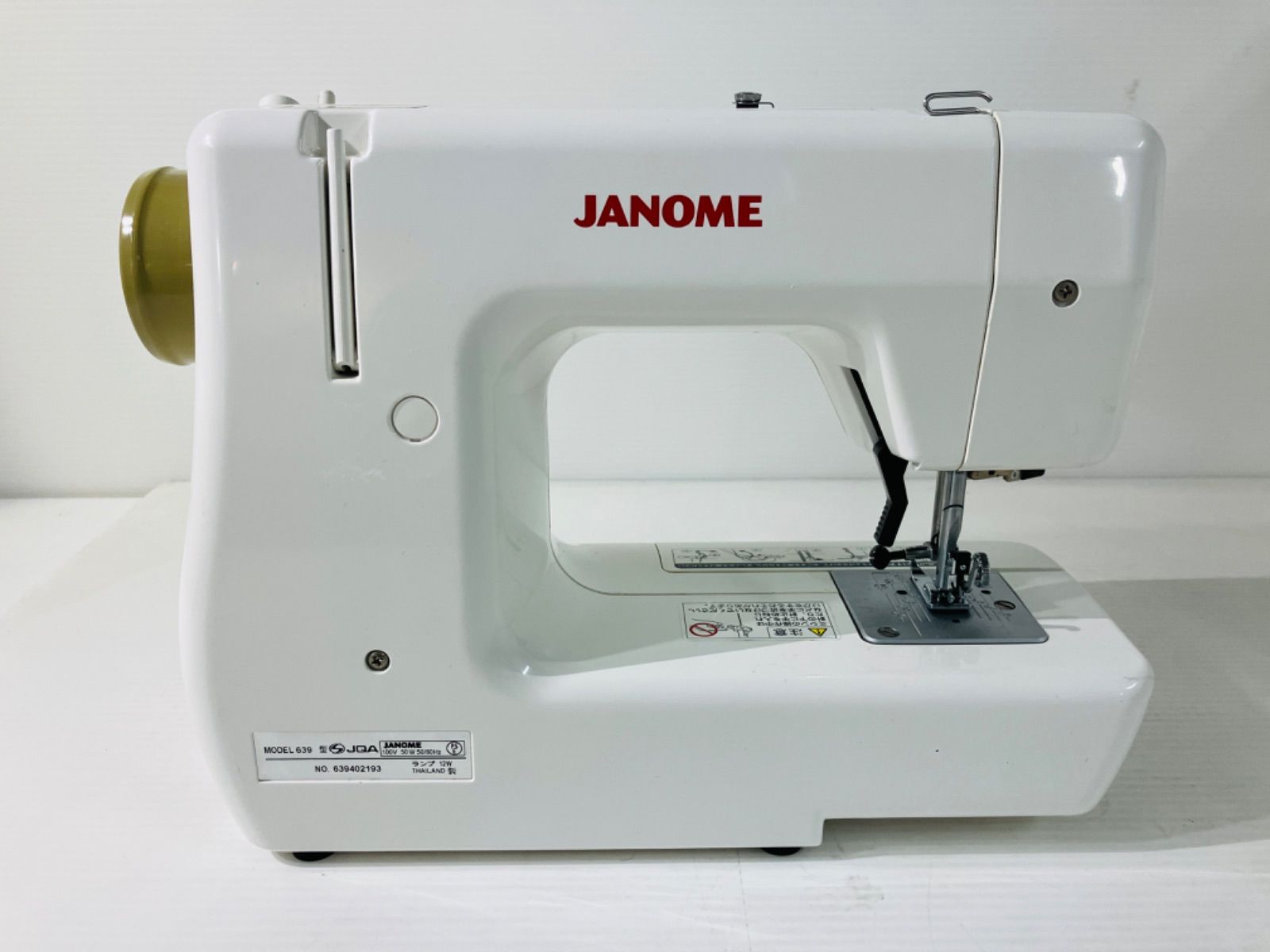 ★ 最終お値下げ　美品  JANOME ジャノメ   電動ミシン   JE-103   色々な　パターン　裁縫　 MODEL:639型　※ジャンク品(通電のみ)   本体のみ(カバー付き)　現状品　5.24kg  ★