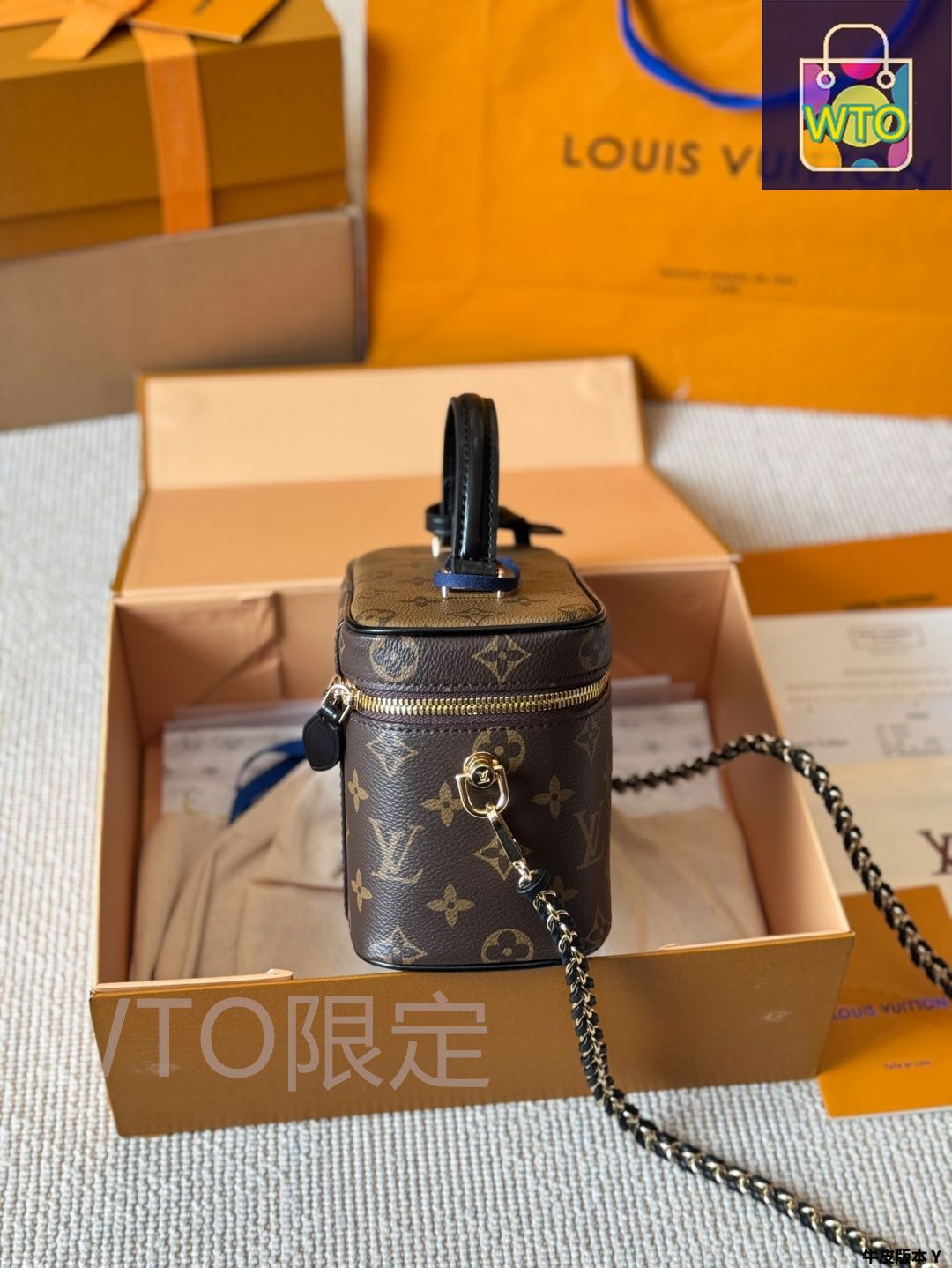 希少品☆オシャレ♪Louis Vuitton☆ヴァニティーケース ヴァニティ・チェーン ポーチ モノグラム・リバース｜ルイ