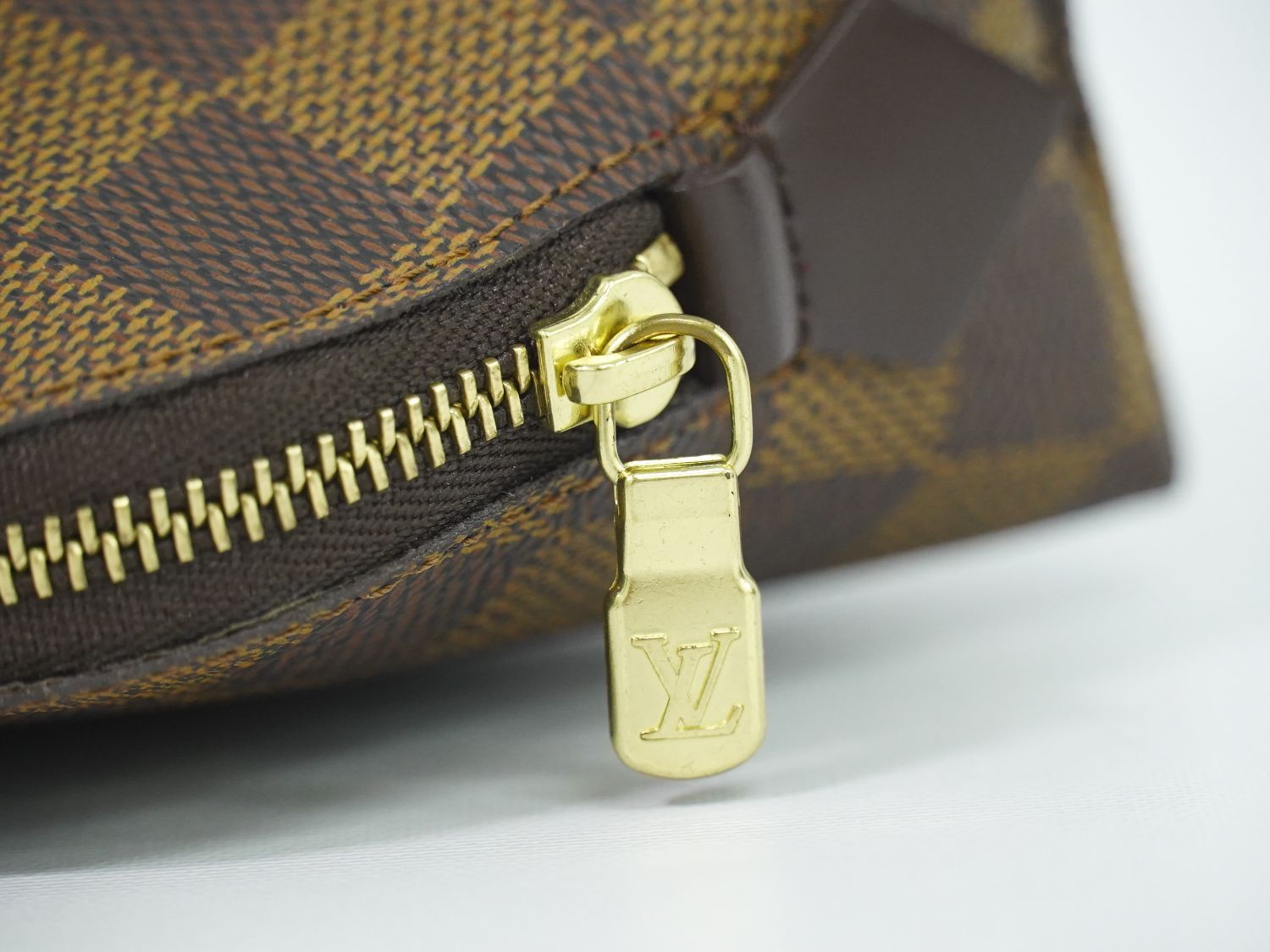 本物 ルイヴィトン LOUIS VUITTON LV ポシェット コスメティック