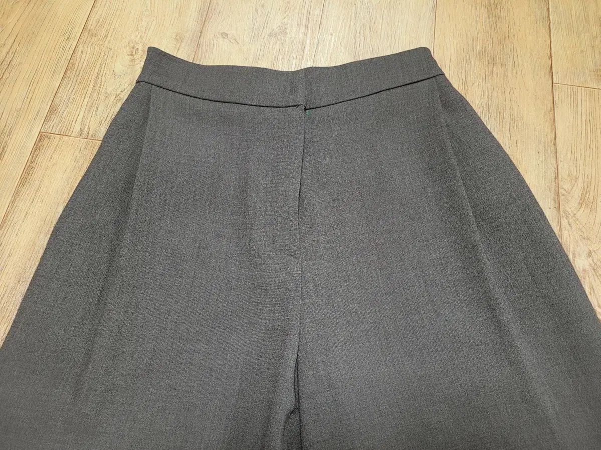 レース RRACE タック ウールパンツ 55