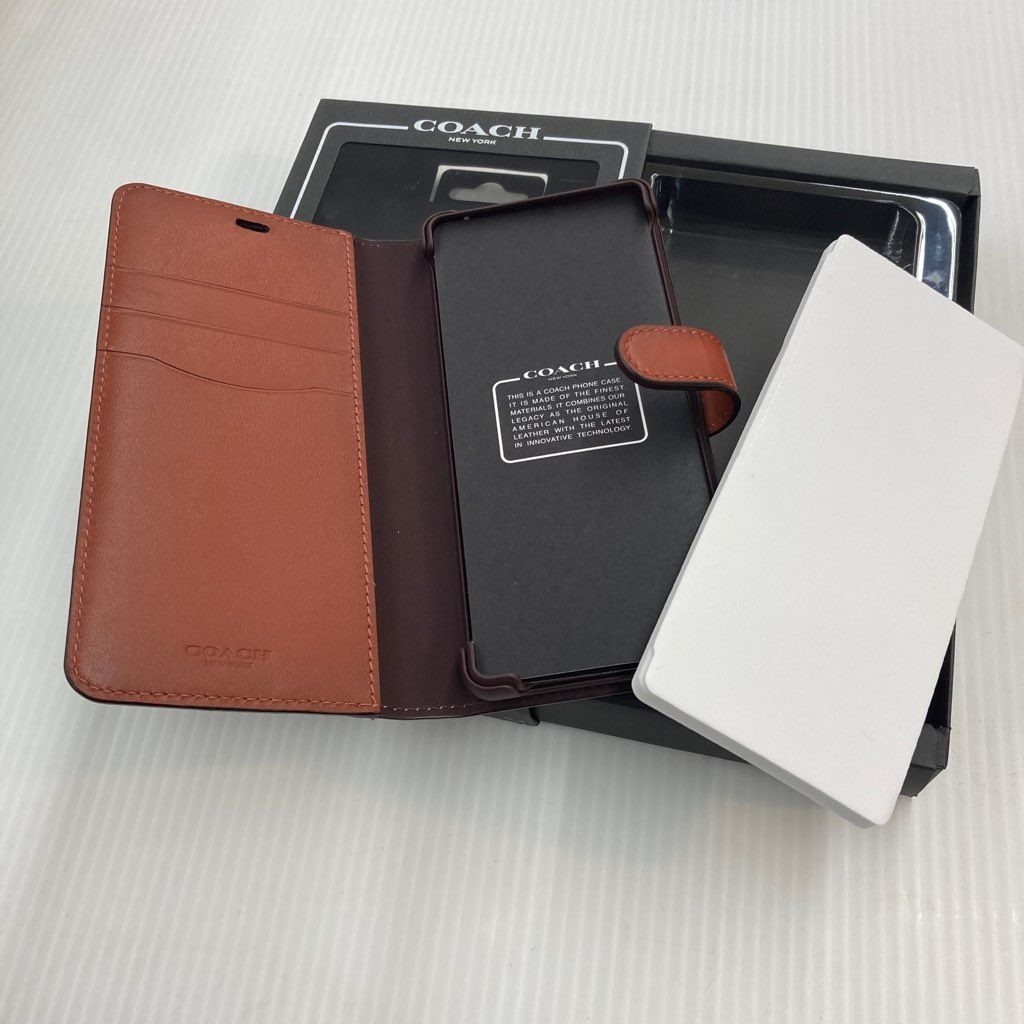 ○未使用○【Xperia 5用】 COACH ブックタイプケース／SIGNATURE Brown RS9C077T - メルカリ