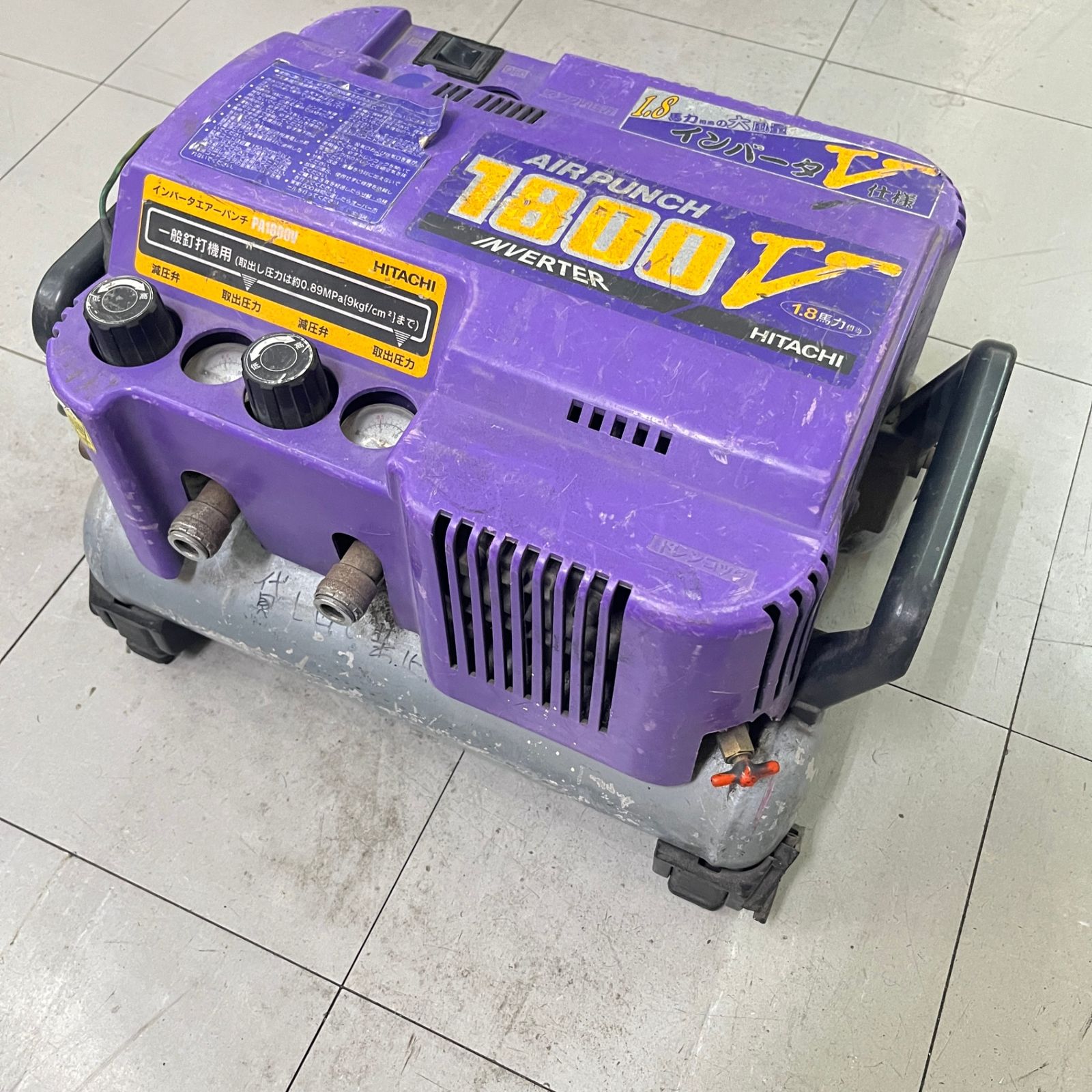 日立 HITACHI 軽搬型ベビコン PA1800V コンプレッサー エアパンチ 常圧