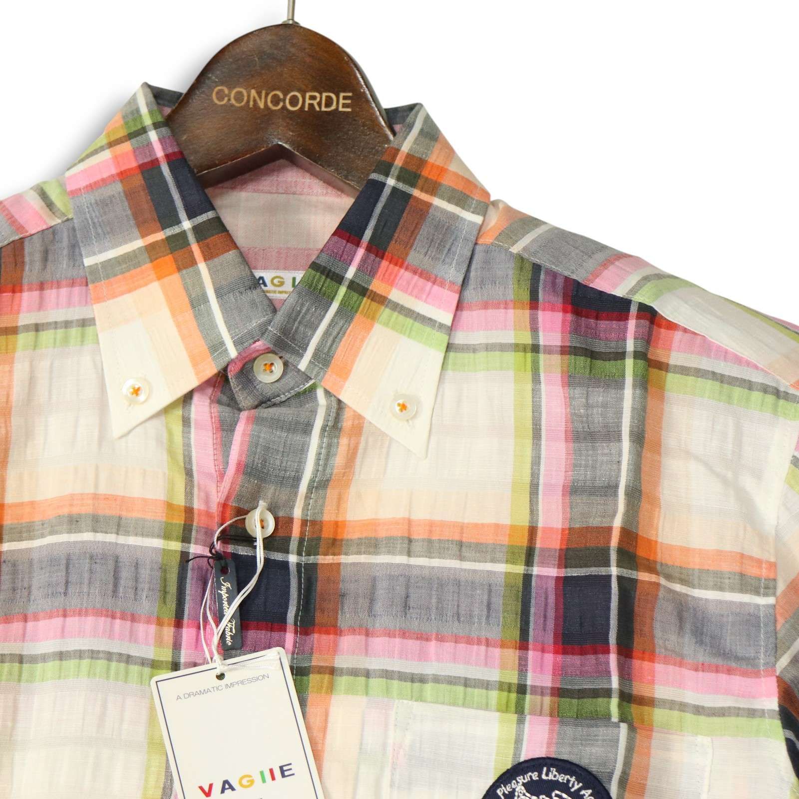 春夏/VAGIIE/46(M)サイズ/半袖カットソー ヘンリー風Vネックdesign ロゴプリント UVカット 日本製 高級 Tシャツ 新品/白/ホワイト/m291/ 新品 VAGIIE 52サイズ 日本製 Tシャツ bird 鳥 シルバーメタル