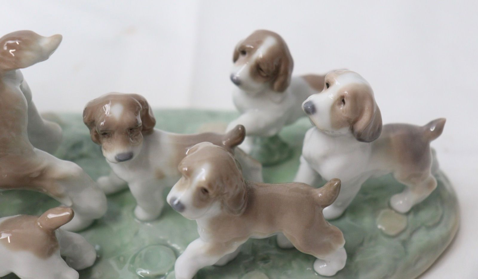 リヤドロ 僕の仲間たち　NO.6828 フィギュリン　陶器置物　犬　少年 リヤドロ LLADRO 僕の仲間たち NO.6828 フィギュリン 陶器人形