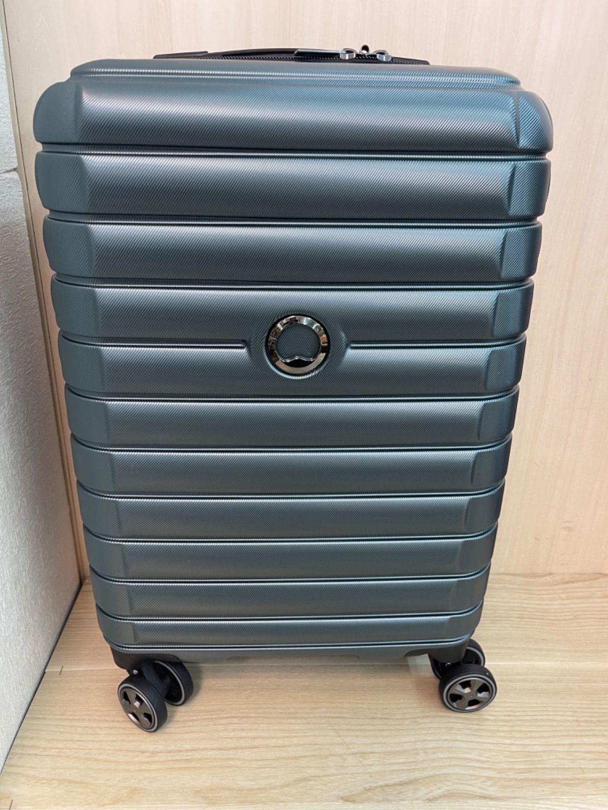 コストコ展示品 DELSEY PARIS スーツケース 2個セット (23インチ & 30