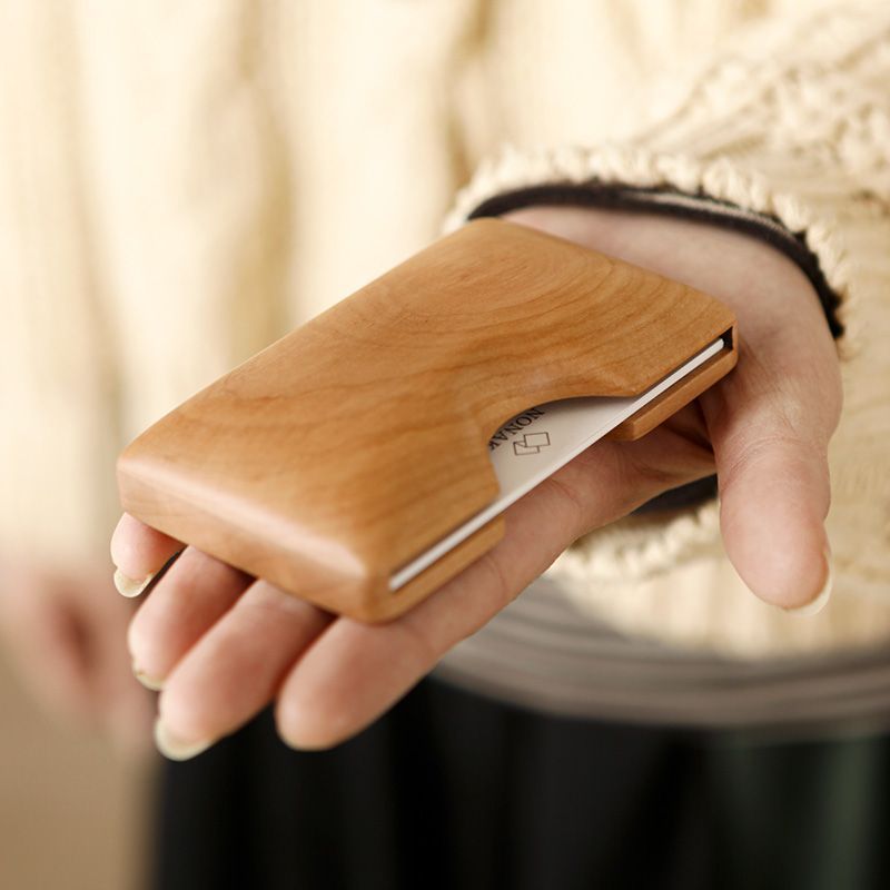 工場 ○CHITOSE/千年○りんごの木の名刺入れ