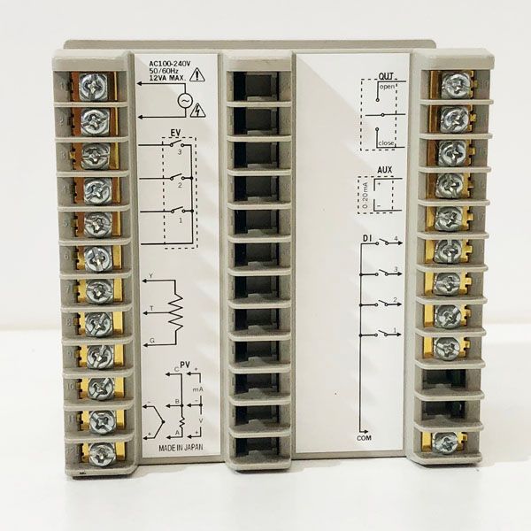 azbil デジタル指示調節計 SDC36 - メルカリ