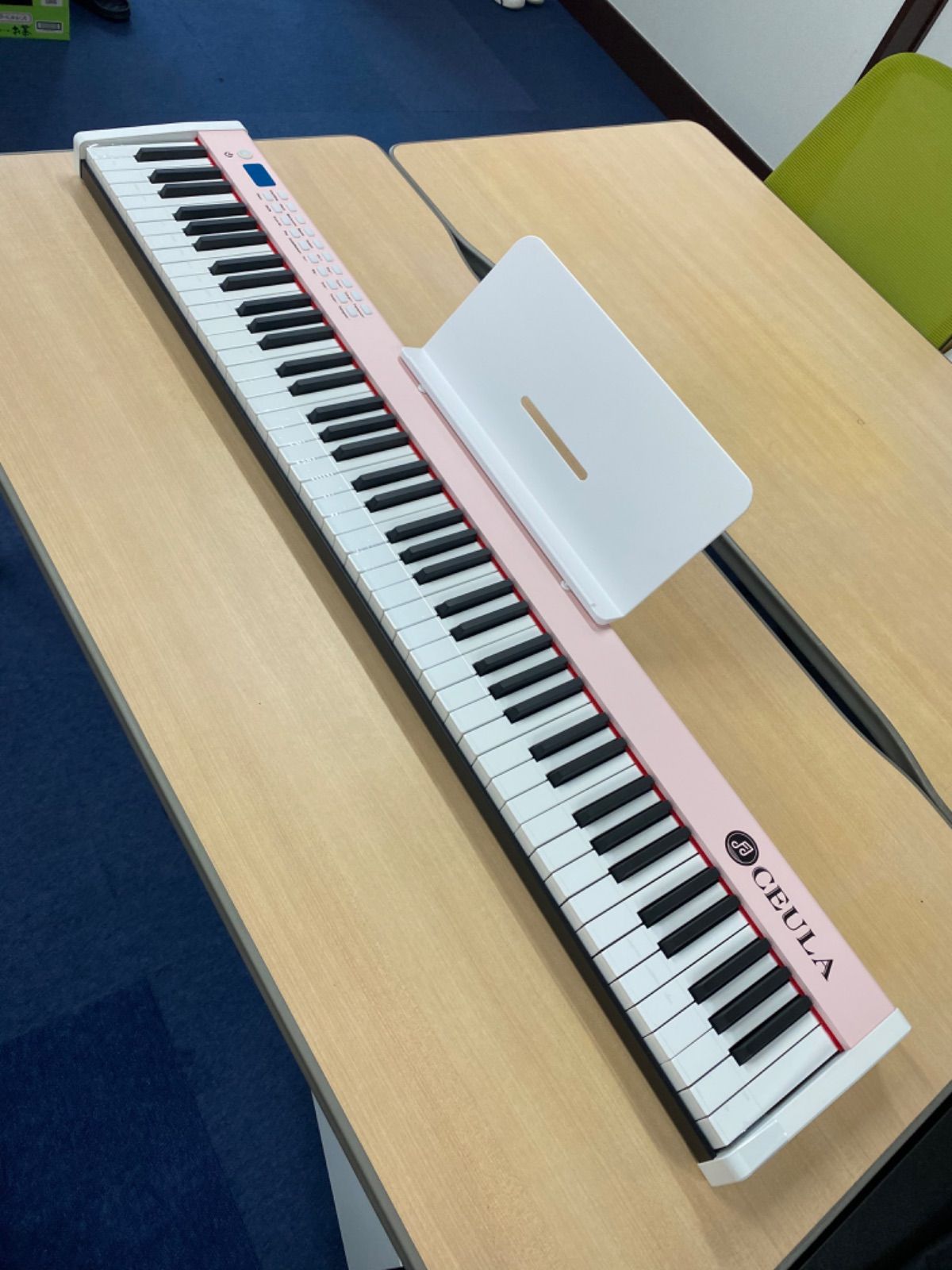 人気色 電子ピアノ 88鍵盤ピンク キーボード ピアノ 人気 スリムボディ 
