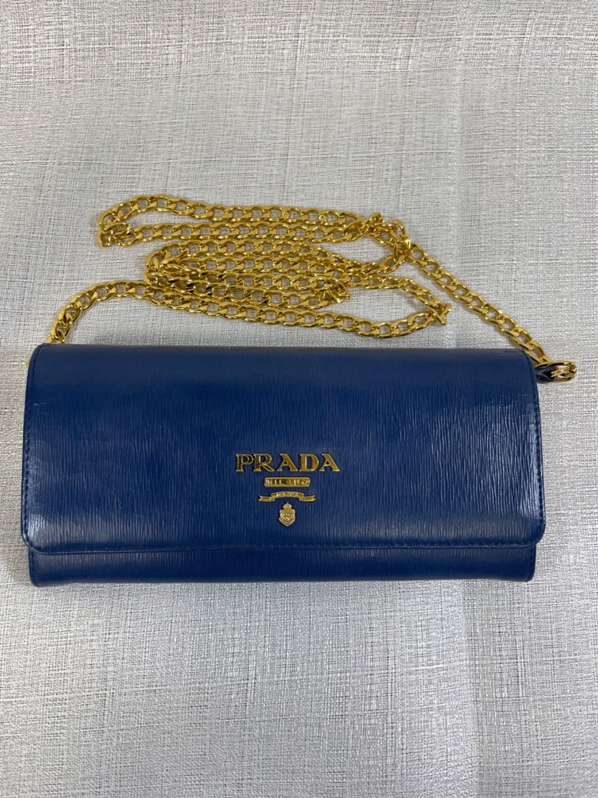 最大5万円OFFクーポン！ 残り一点 PRADA VITELLO MOVE コンパクト財布