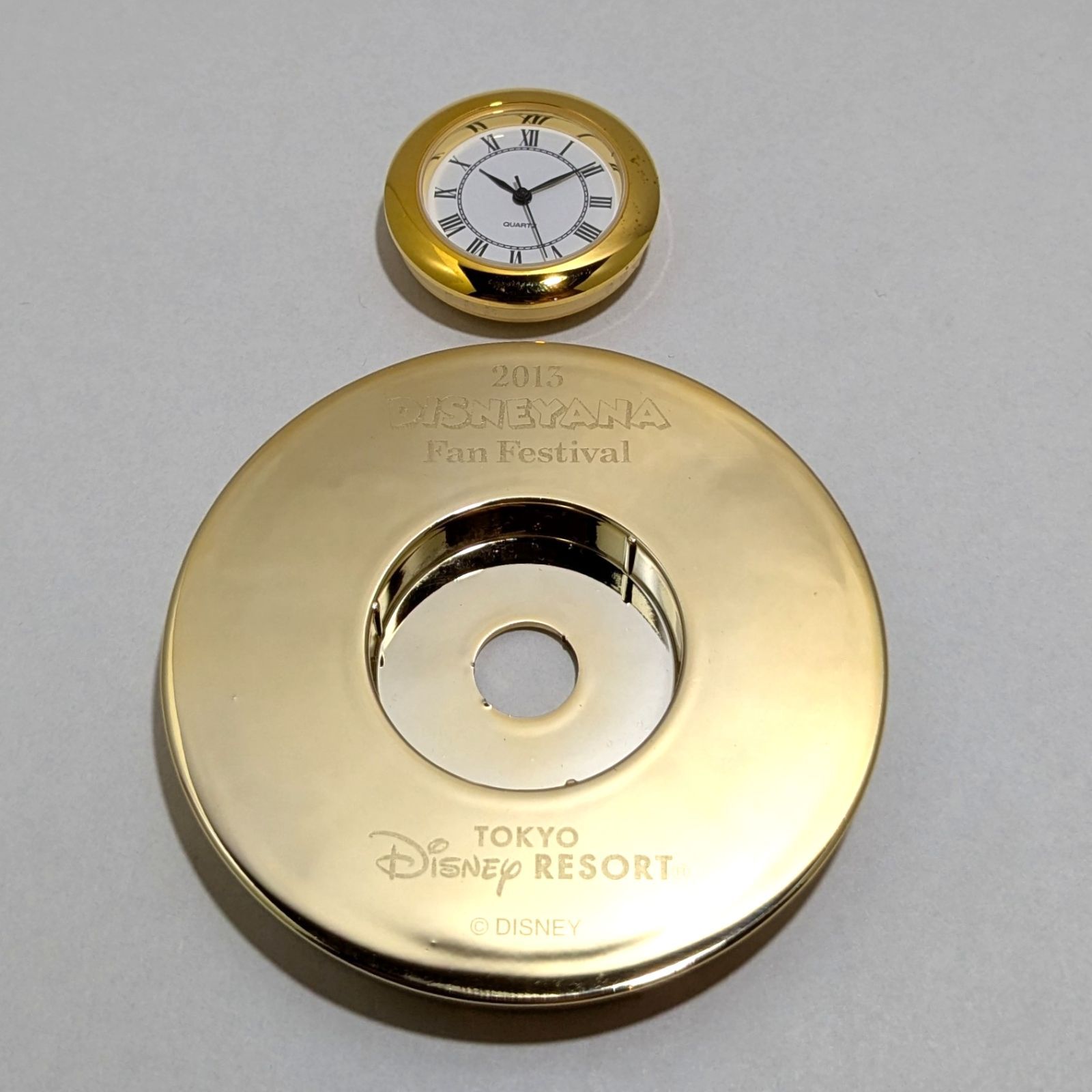 【ディズニー】ディズニアナファンフェスティバル2013 置き時計　O-095 非売品】ディズニアナ ファンフェスティバル 2013年 置き時計 1個