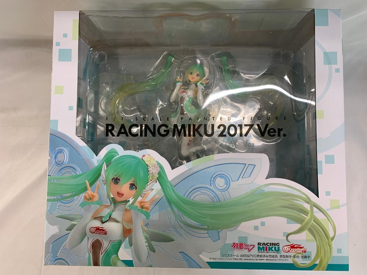 初音ミクGTプロジェクト レーシングミク 2017 Ver. 1/1 フィギュア レーシングミク 2017 Ver.