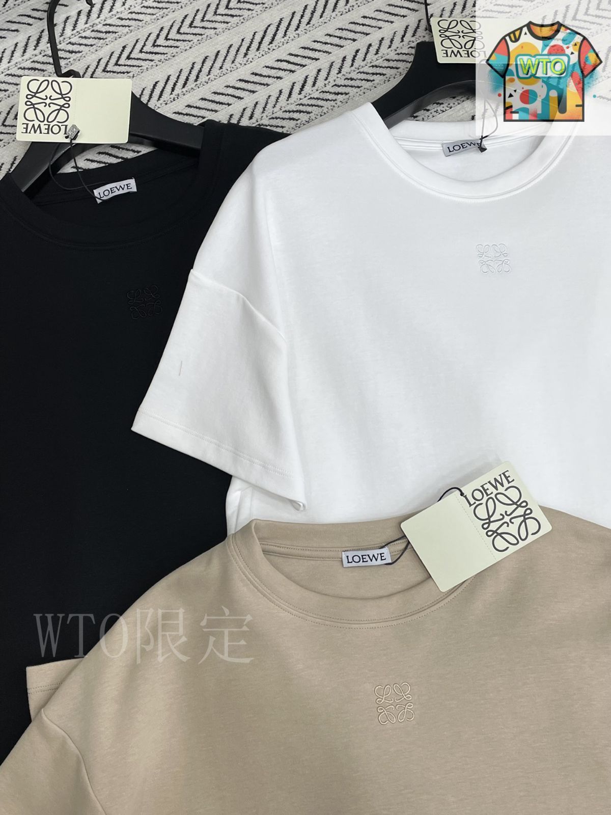今日特価】Loewe サイドスリット 小文字刺繍 ルーズ T シャツ
