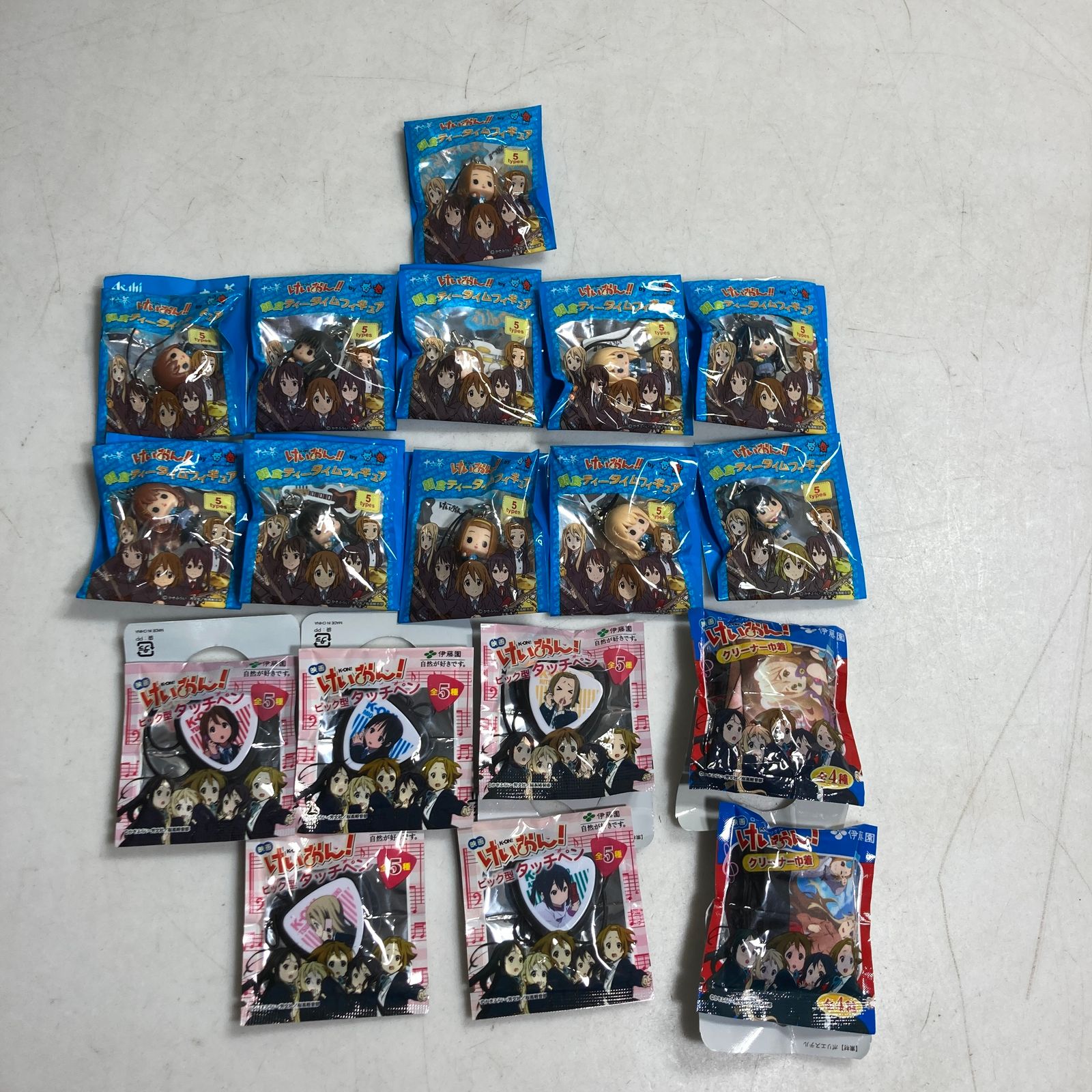 けいおん！！グッズ ノベルティ 18点 まとめ商品 朝食ティータイムフィギュア 5種 ピック型タッチペン 5種 クリーナー巾着 2種