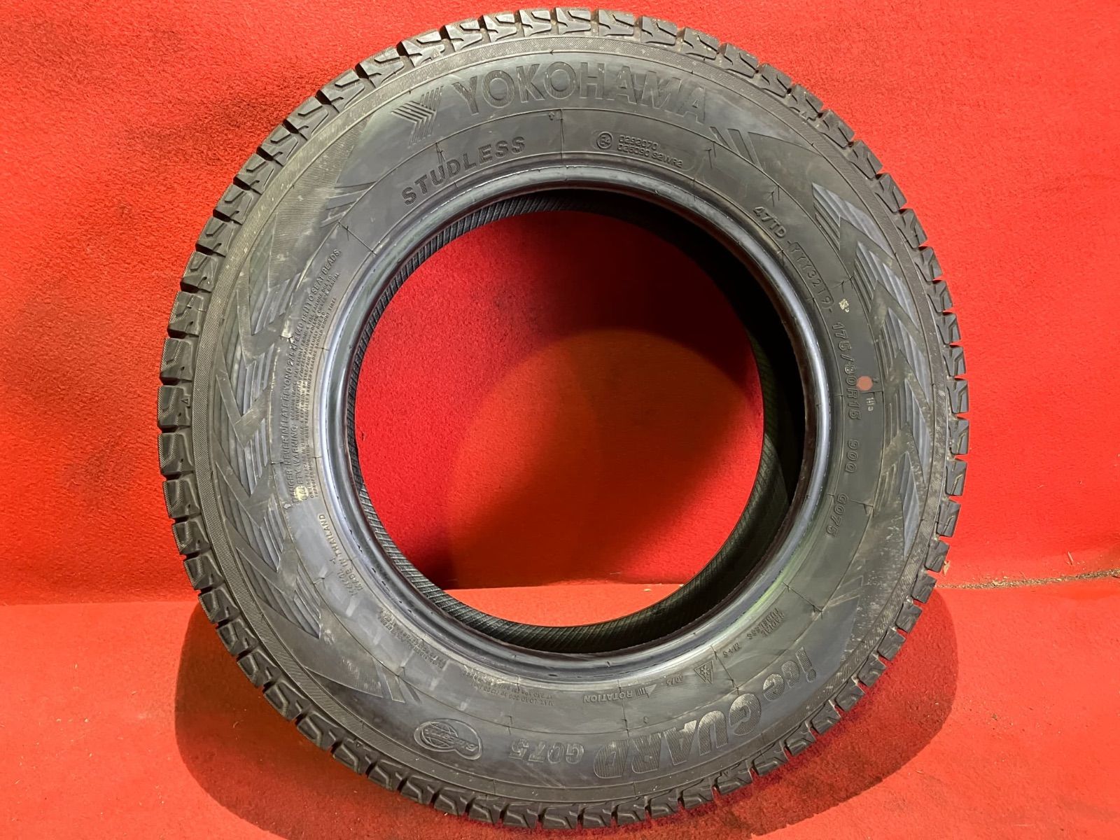 スタッドレスタイヤ 175|80R15