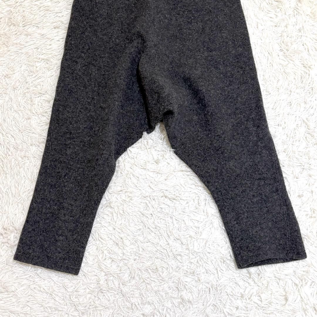 テーパードサルエルパンツ