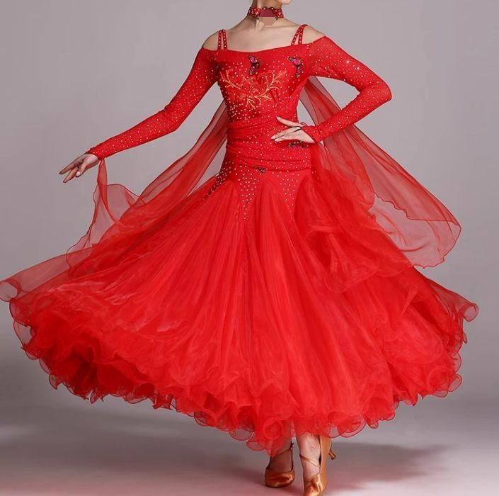 新品未使用社交ダンスドレス モダンダンス 蝶々 刺繍 レッド オーダー